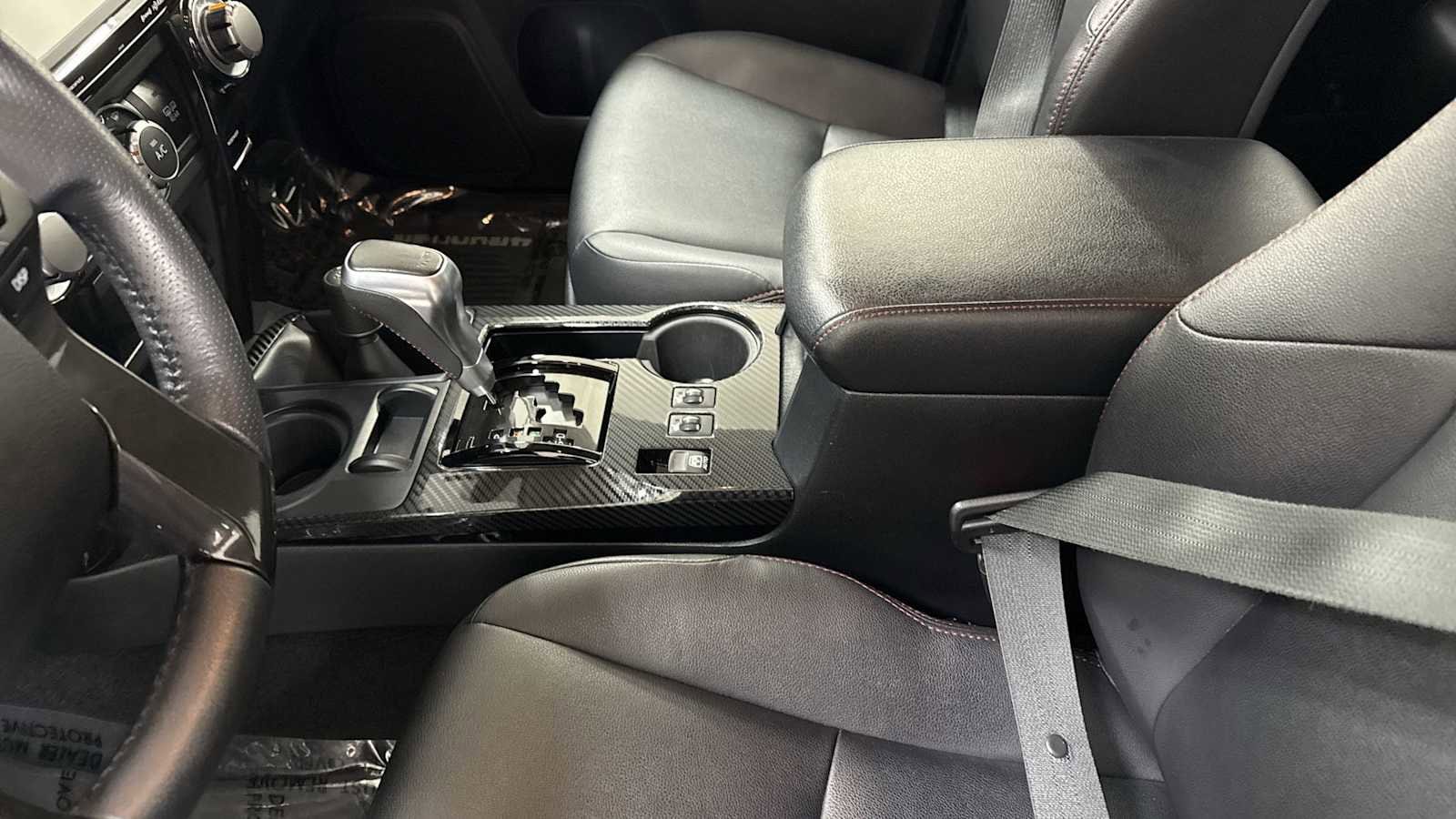 Thumbnail: 2018 Toyota 4Runner - 23