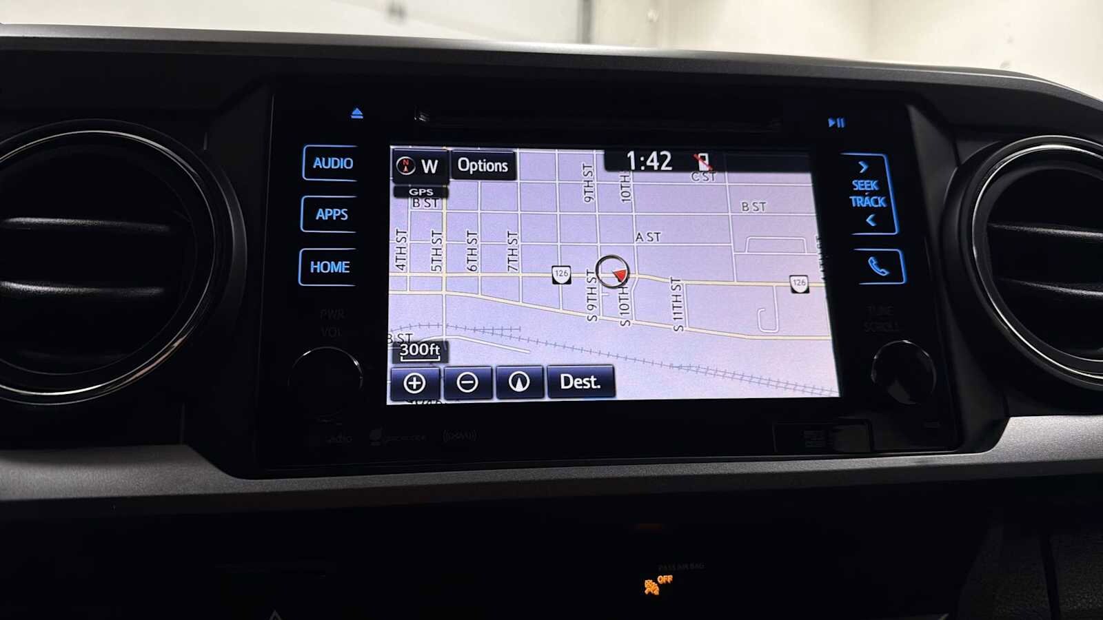 Thumbnail: 2019 Toyota Tacoma - 20