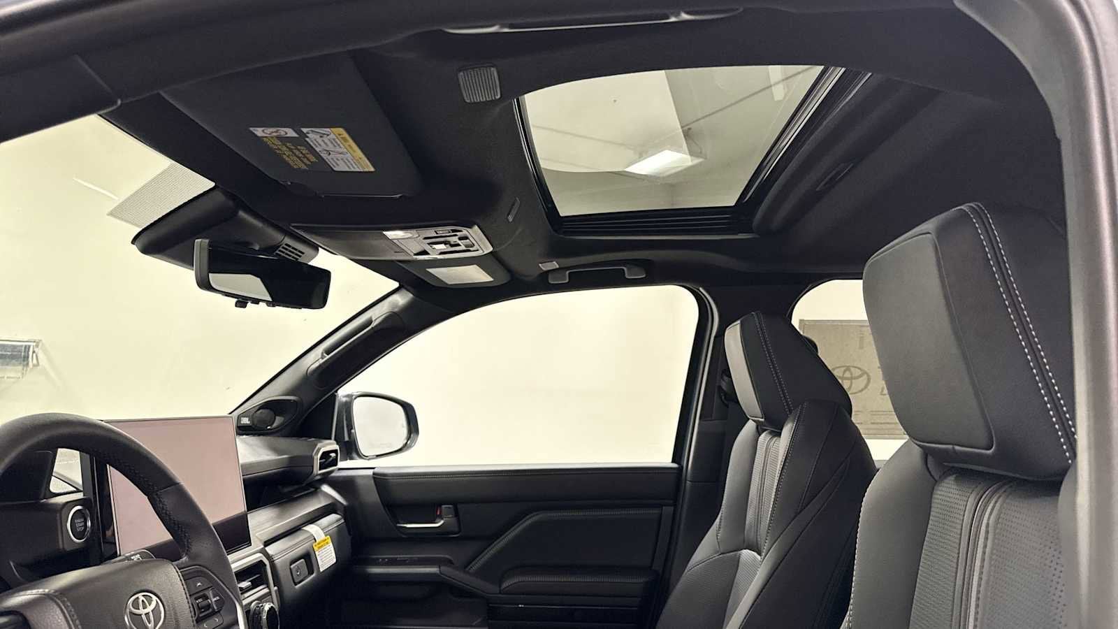 Thumbnail: 2025 Toyota 4Runner - 24