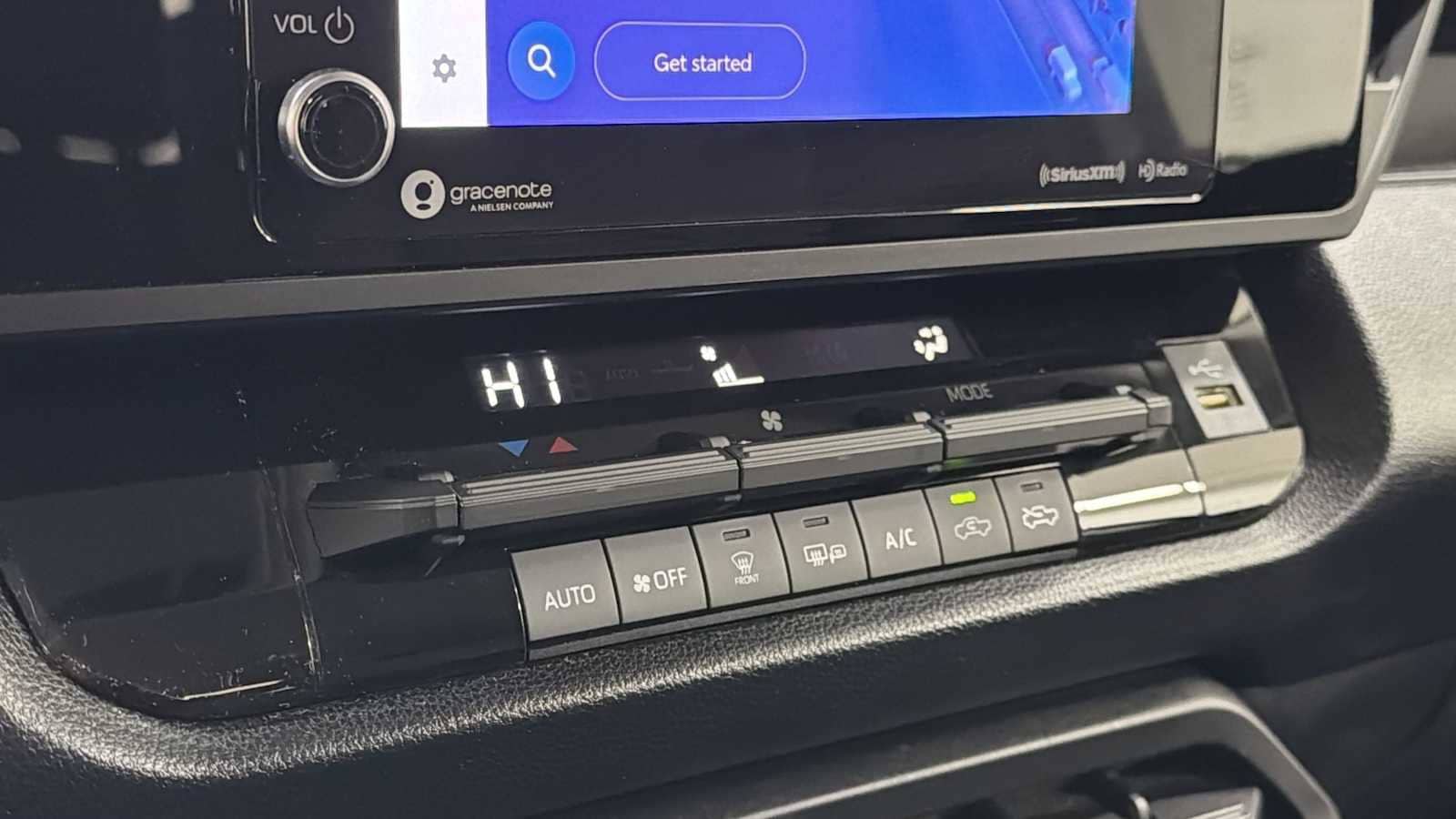 Thumbnail: 2023 Toyota Tundra - 21