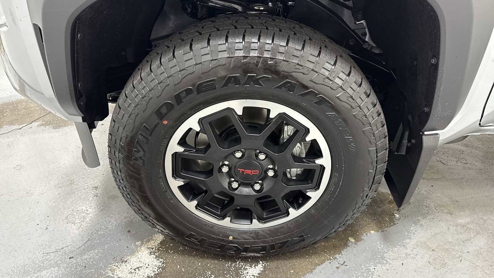 Thumbnail: 2025 Toyota Tacoma - 10