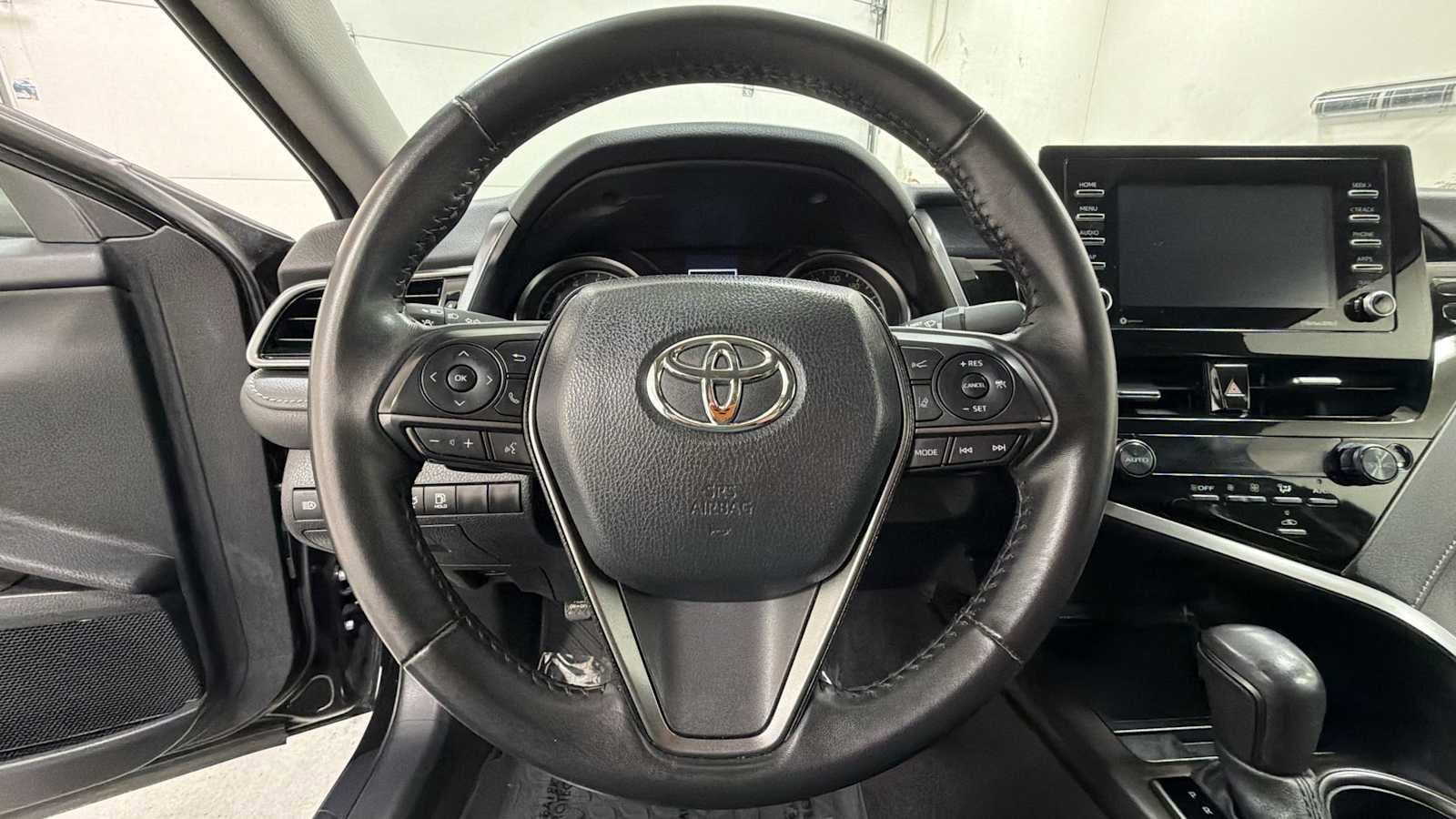 Thumbnail: 2024 Toyota Camry - 16