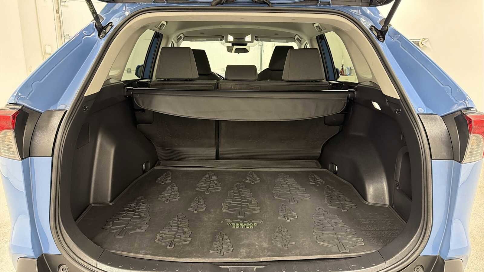 Thumbnail: 2023 Toyota RAV4 - 27