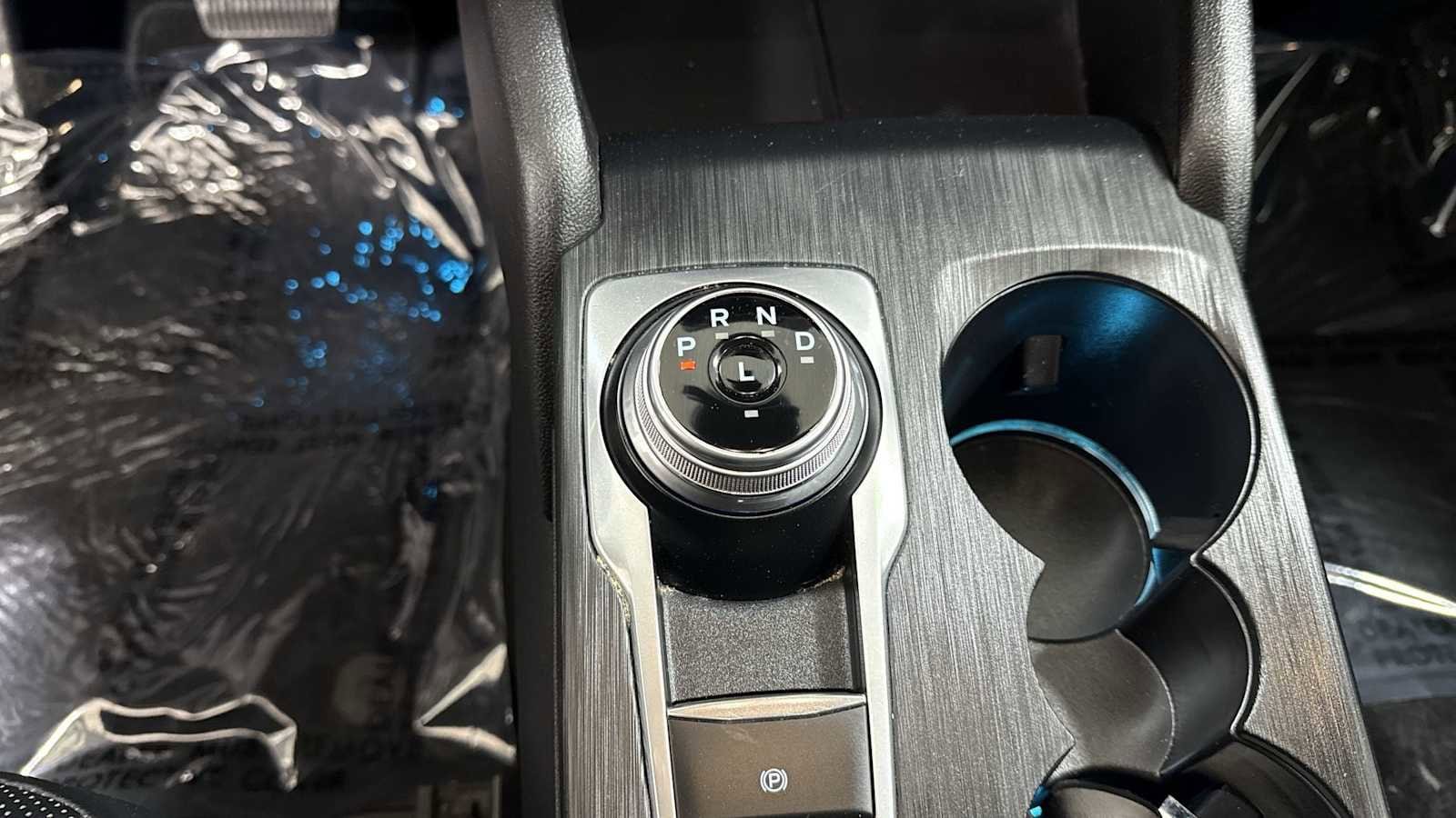 Thumbnail: 2021 Ford Escape - 22