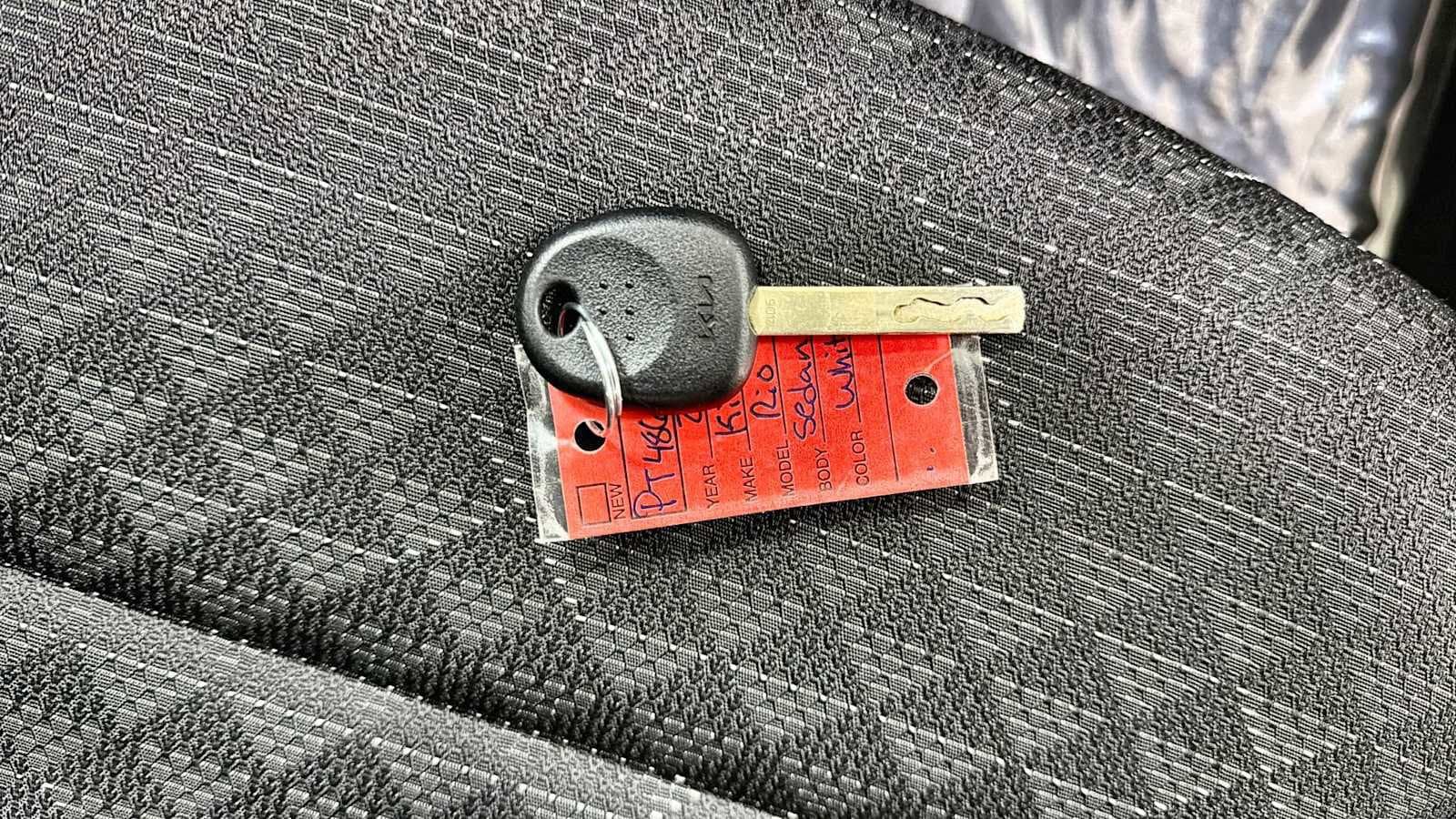 Thumbnail: 2022 Kia Rio - 30