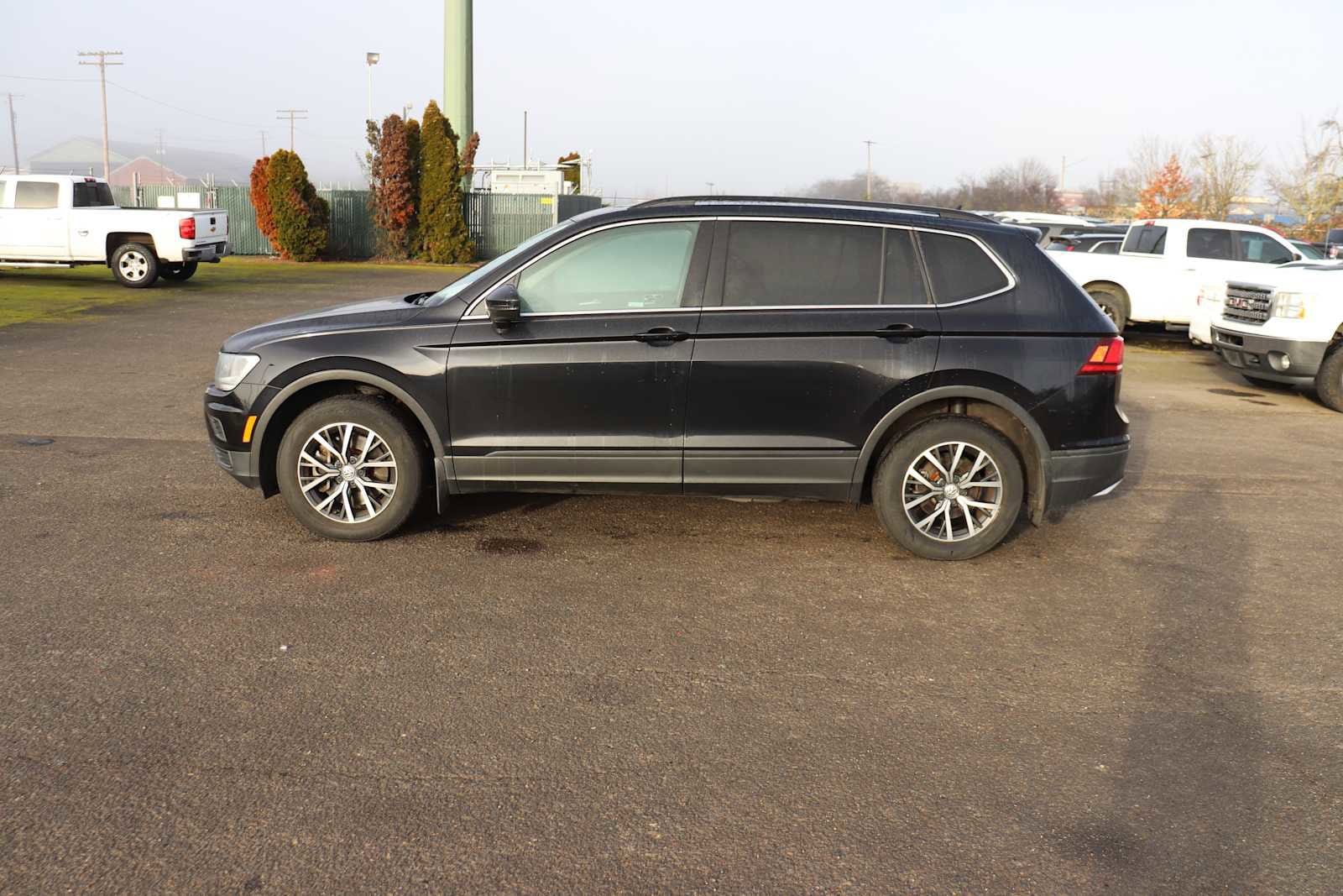 Thumbnail: 2019 Volkswagen Tiguan - 8