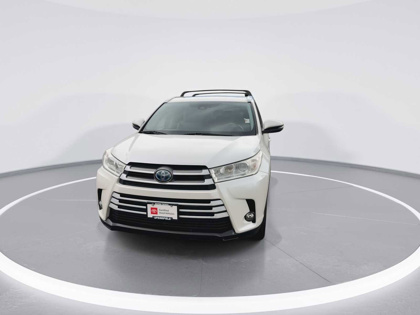 Thumbnail: 2017 Toyota Highlander - 3