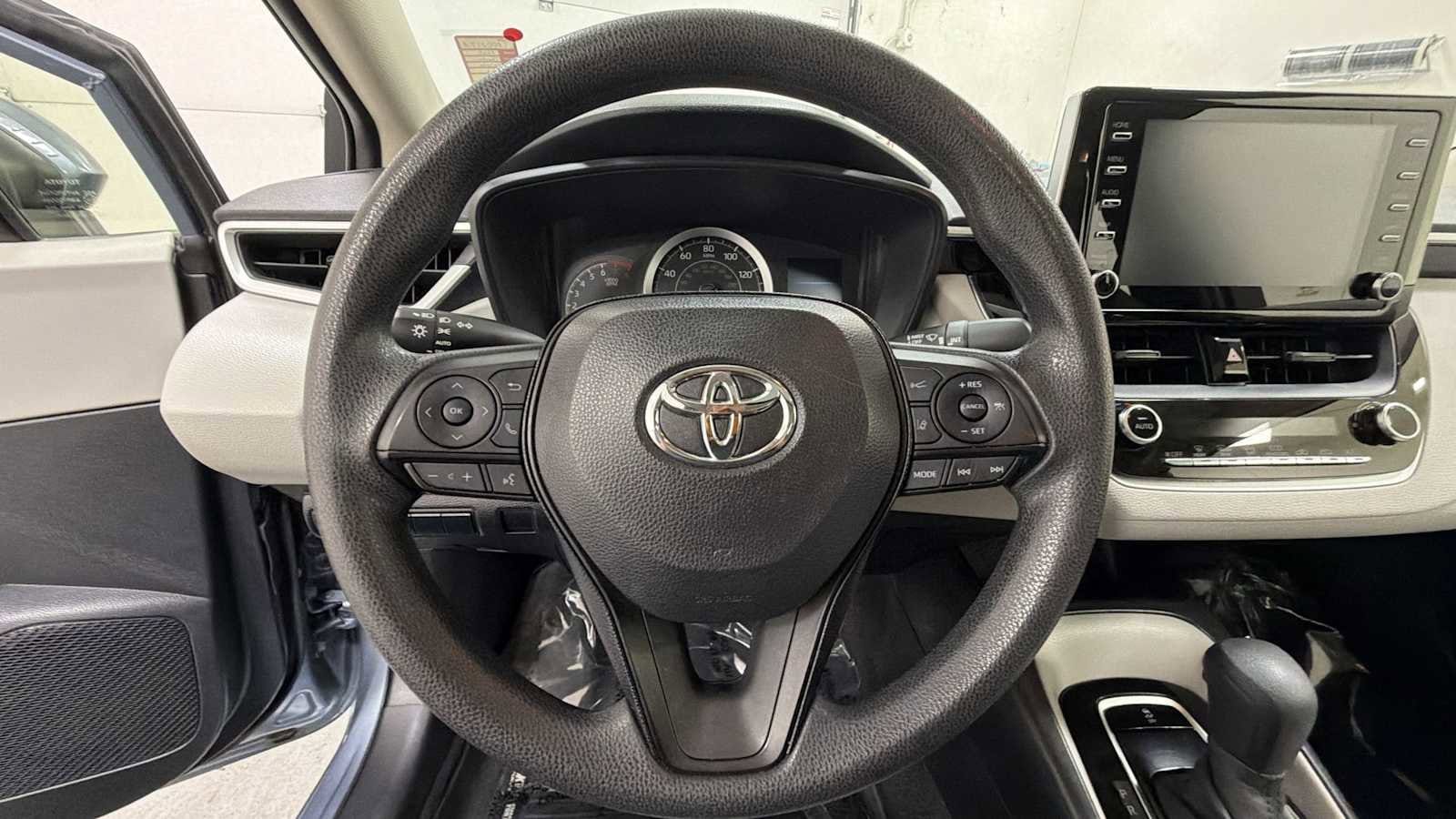 Thumbnail: 2020 Toyota Corolla - 16