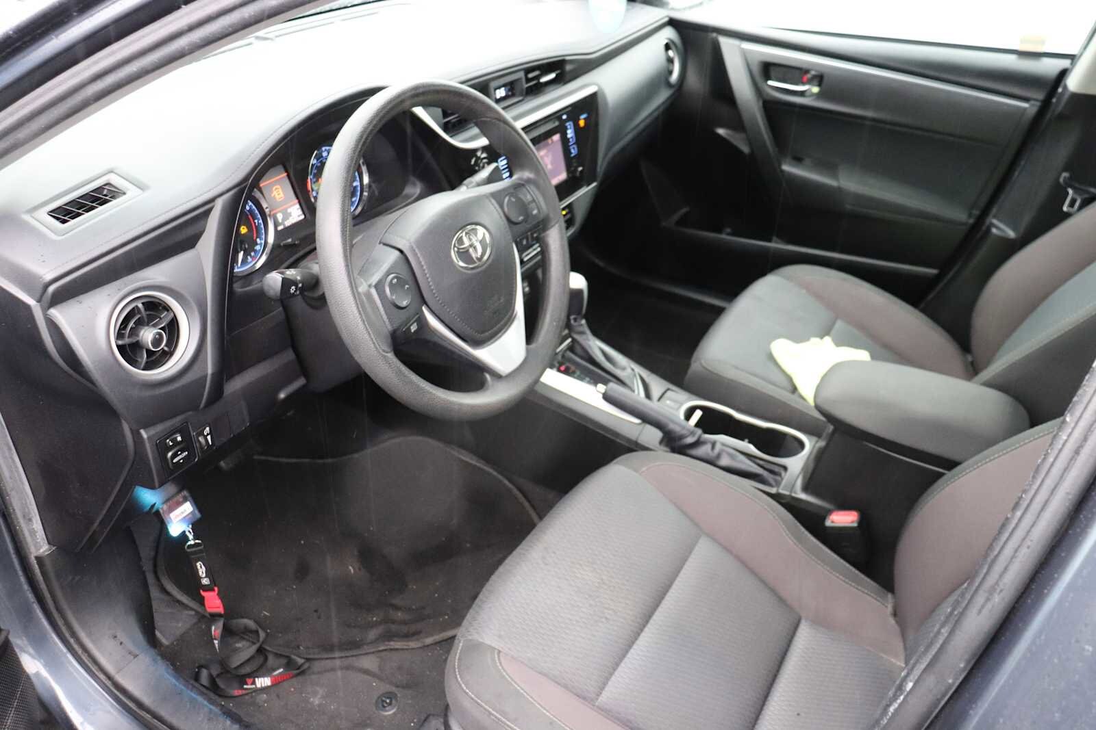 Thumbnail: 2018 Toyota Corolla - 10