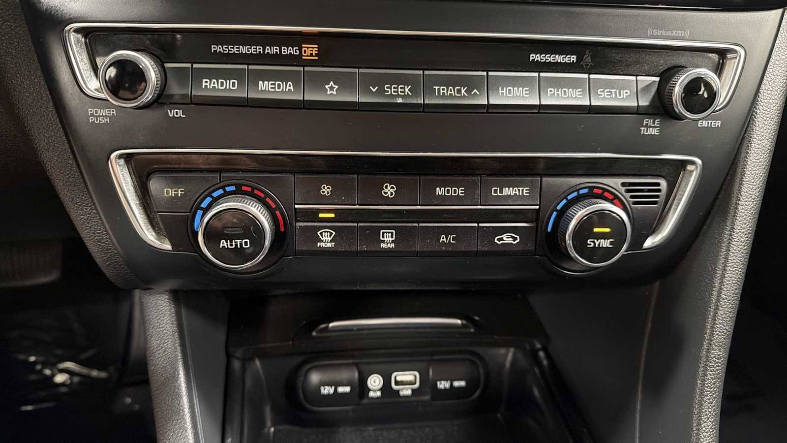 Thumbnail: 2019 Kia Optima - 20