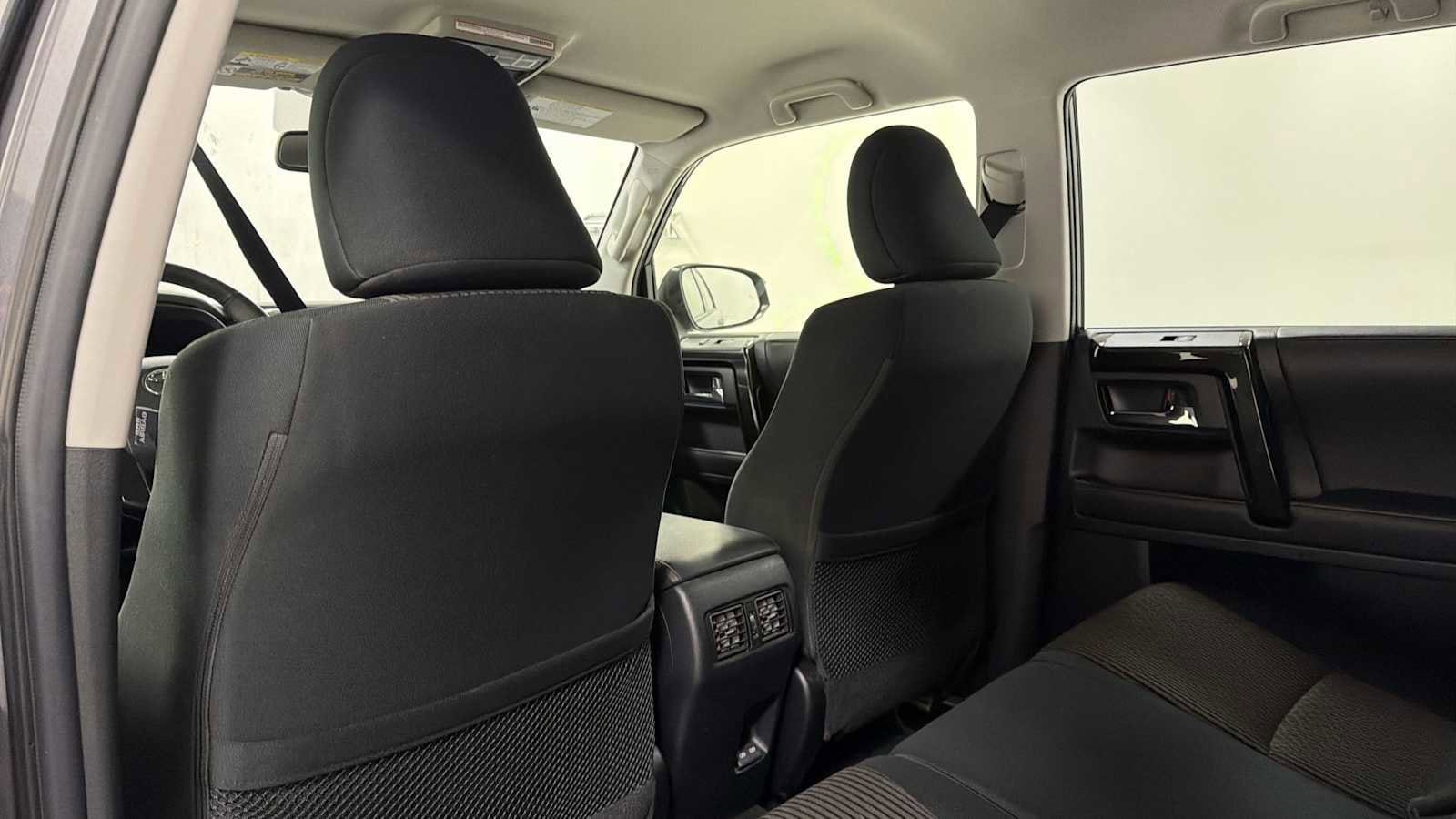 Thumbnail: 2023 Toyota 4Runner - 25