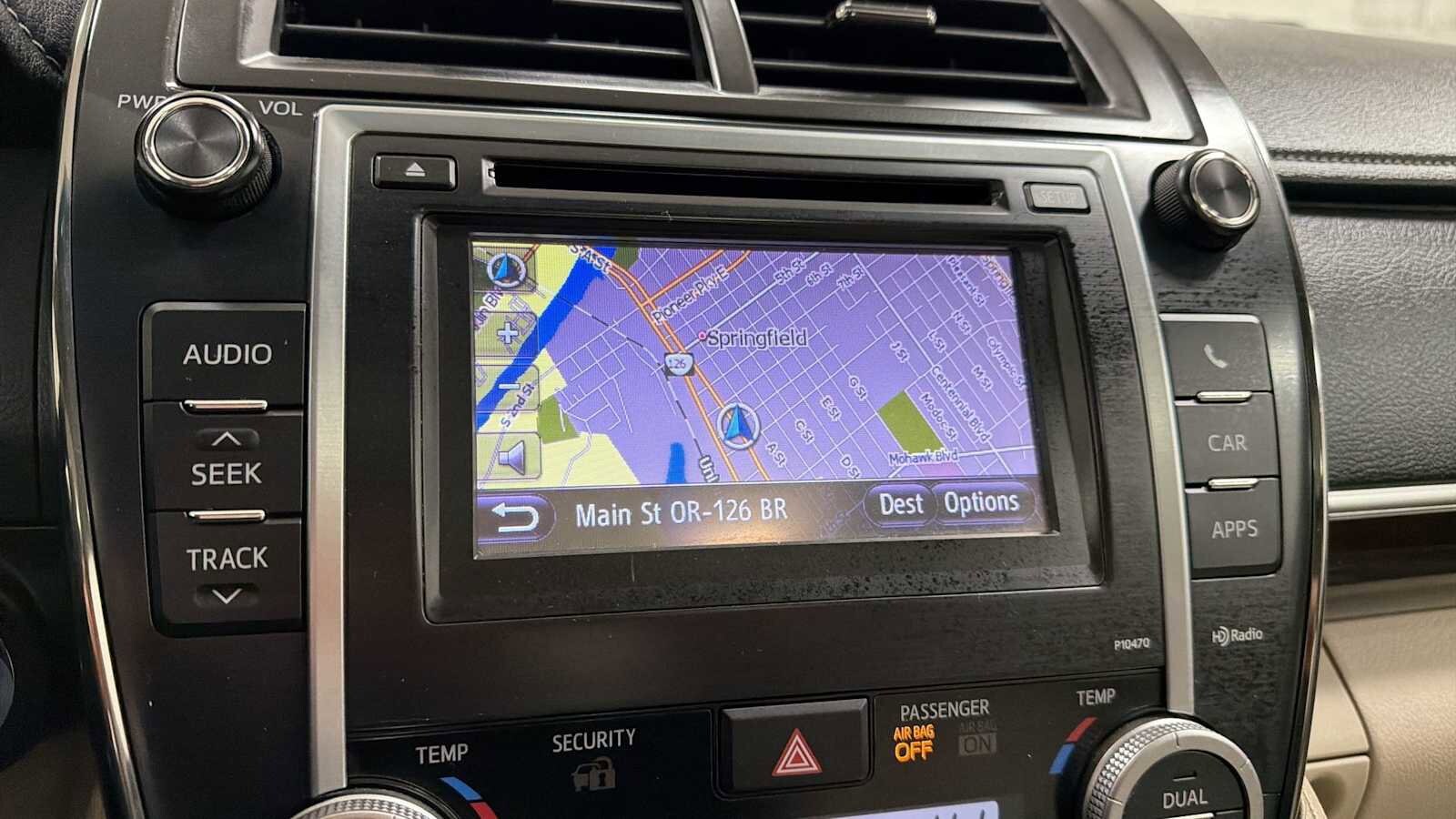 Thumbnail: 2013 Toyota Camry - 20