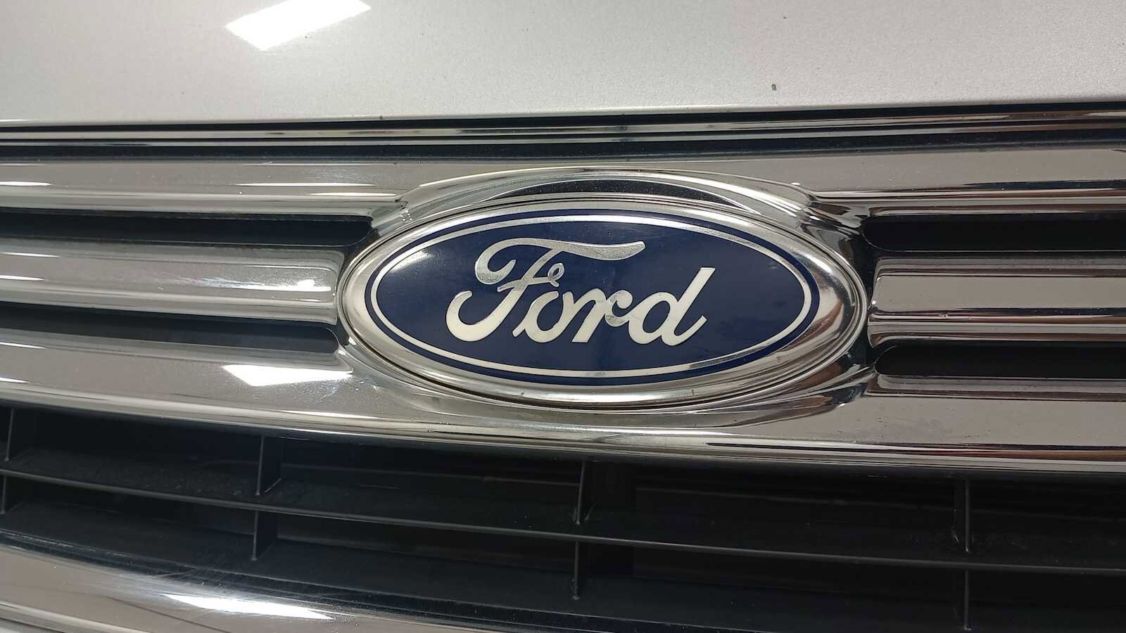 Thumbnail: 2011 Ford Fiesta - 26