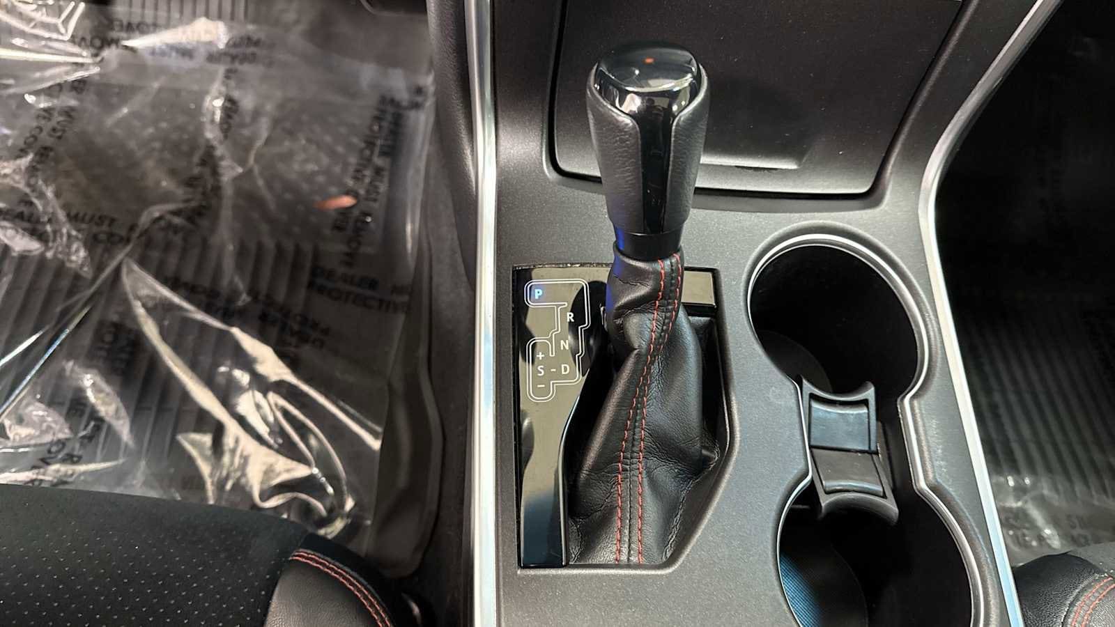 Thumbnail: 2017 Toyota Camry - 21