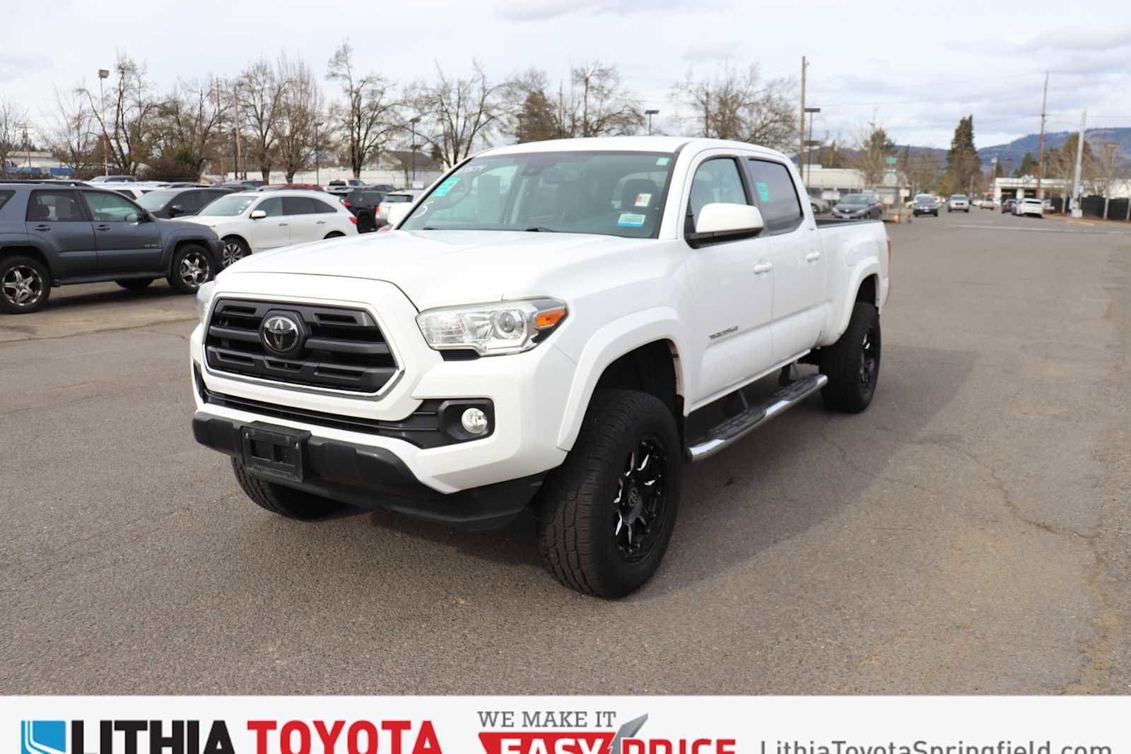 Thumbnail: 2019 Toyota Tacoma - 1
