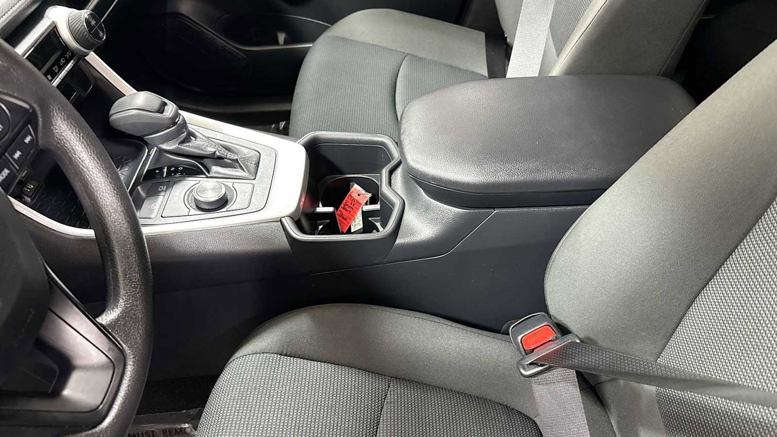 Thumbnail: 2025 Toyota RAV4 - 23