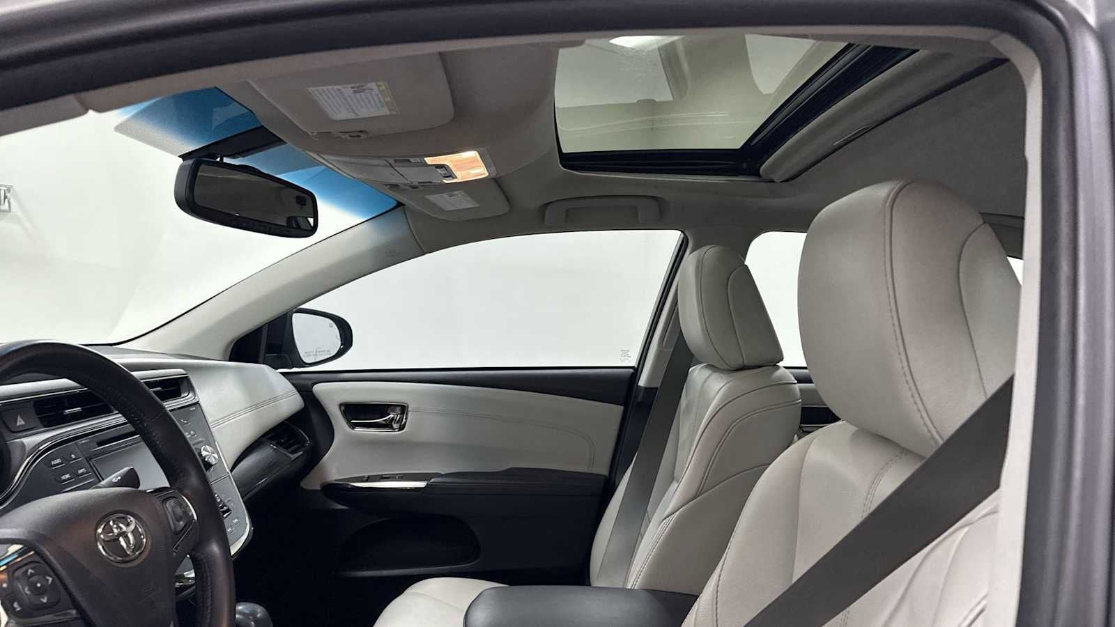 Thumbnail: 2016 Toyota Avalon - 24