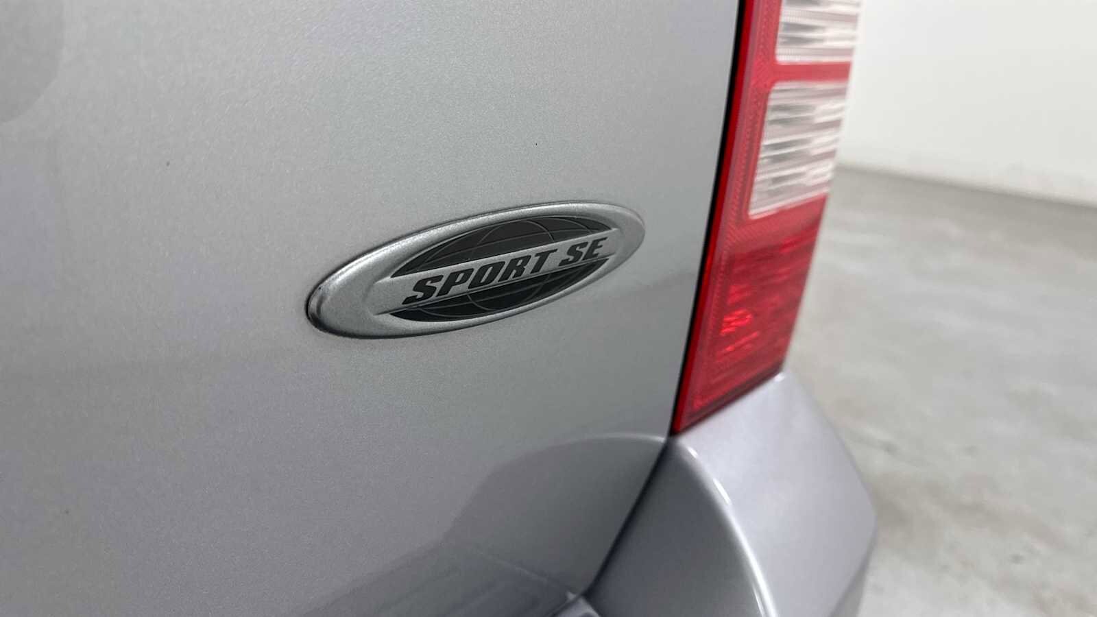 Thumbnail: 2016 Jeep Patriot - 26