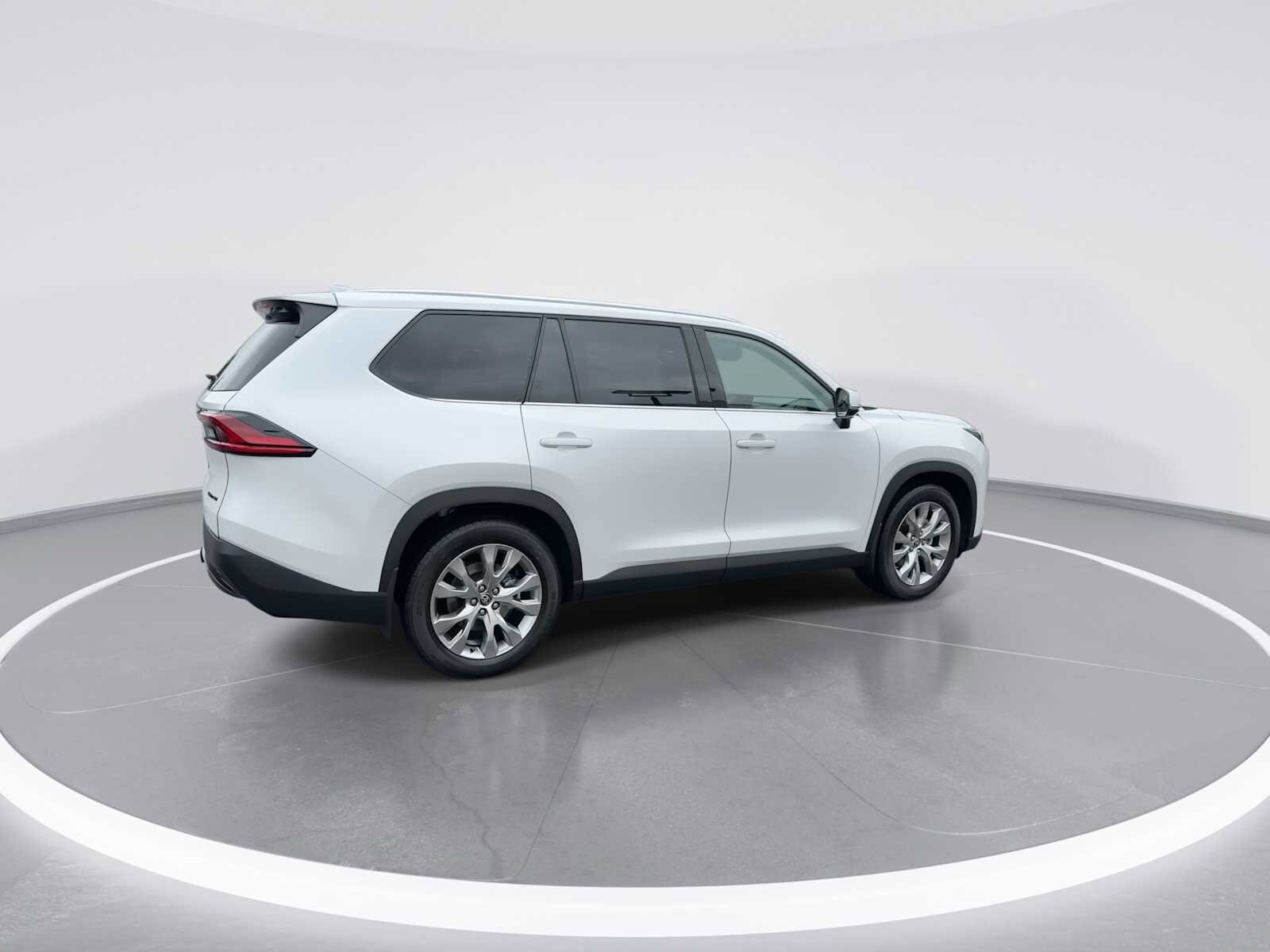Thumbnail: 2025 Toyota Grand Highlander - 8