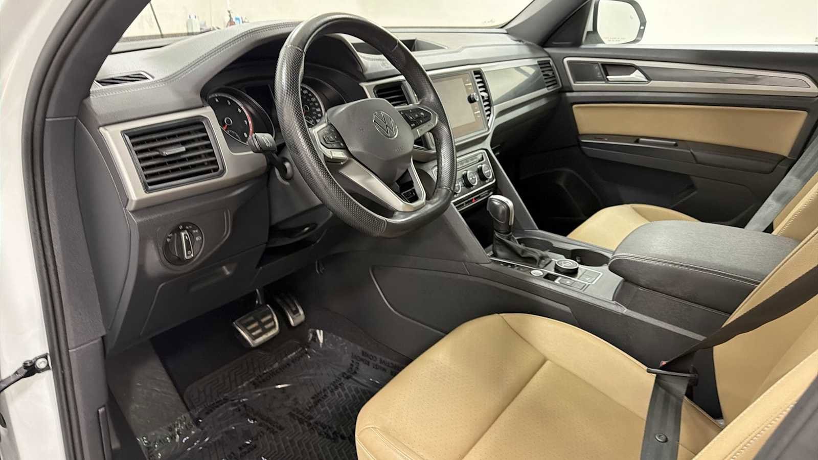 Thumbnail: 2020 Volkswagen Atlas - 12