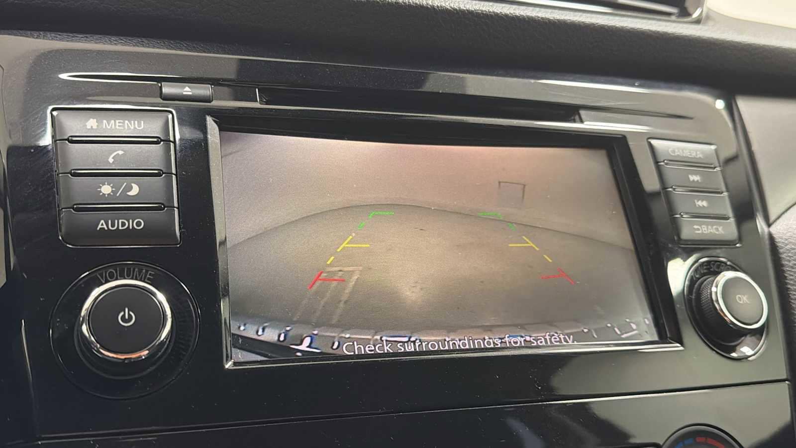 Thumbnail: 2022 Nissan Rogue Sport - 19