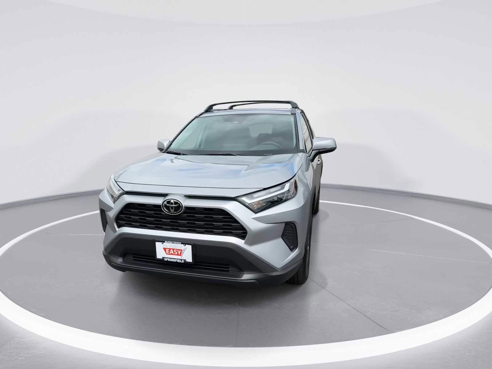 Thumbnail: 2025 Toyota RAV4 - 3