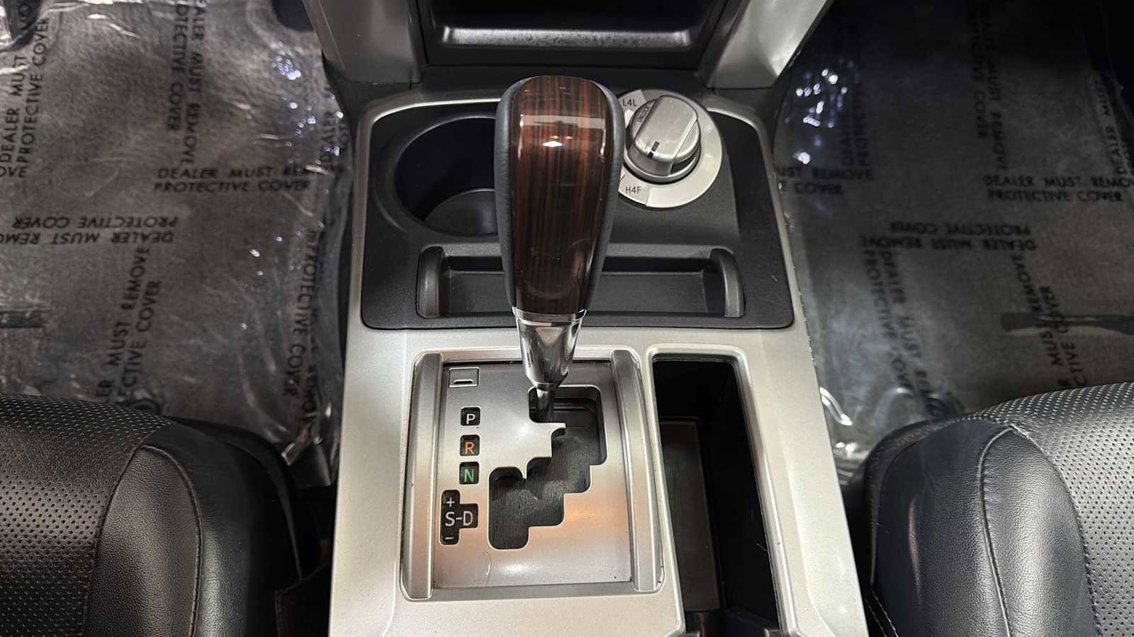 Thumbnail: 2015 Toyota 4Runner - 22