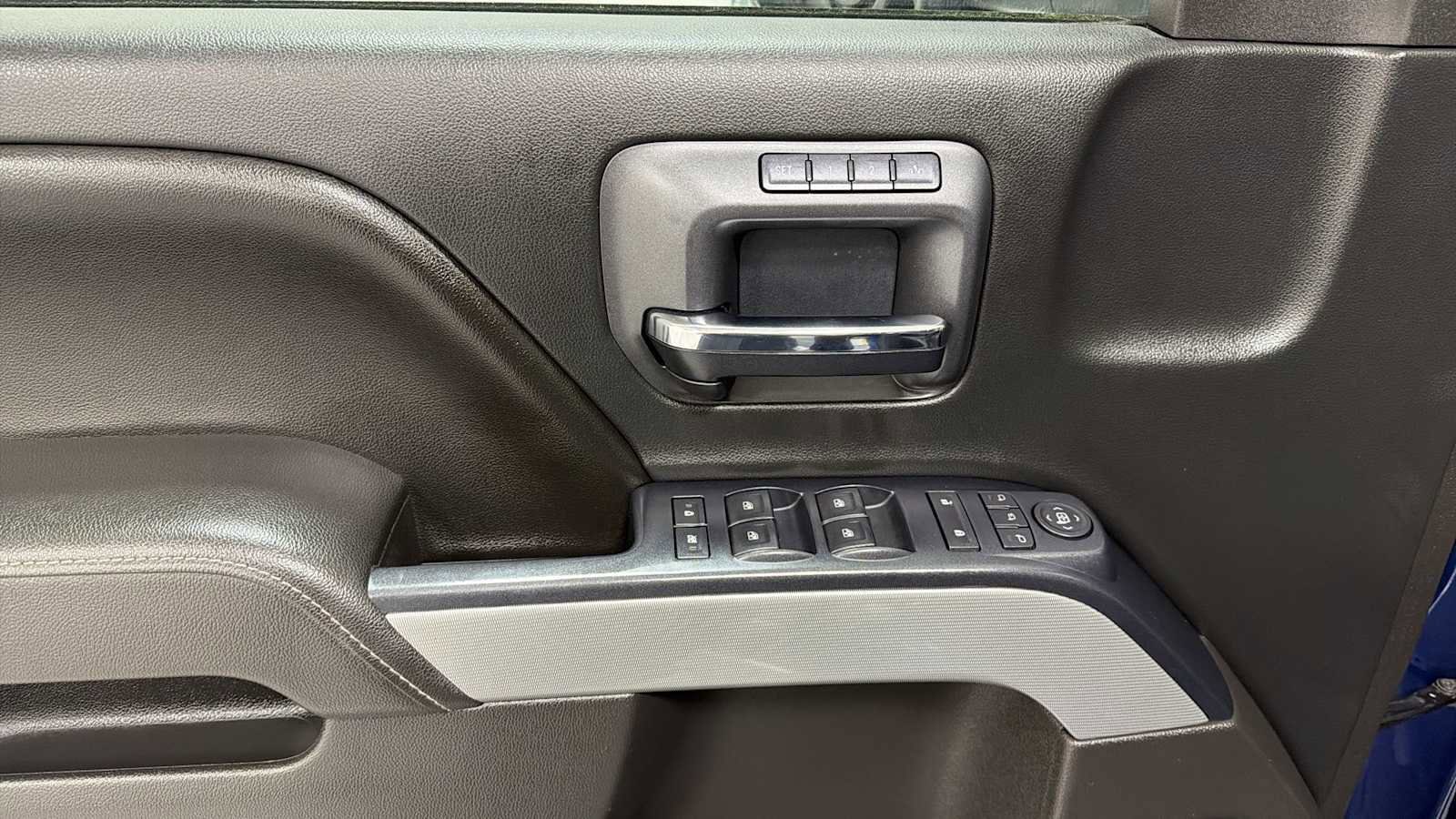 Thumbnail: 2016 Chevrolet Silverado 2500 - 15