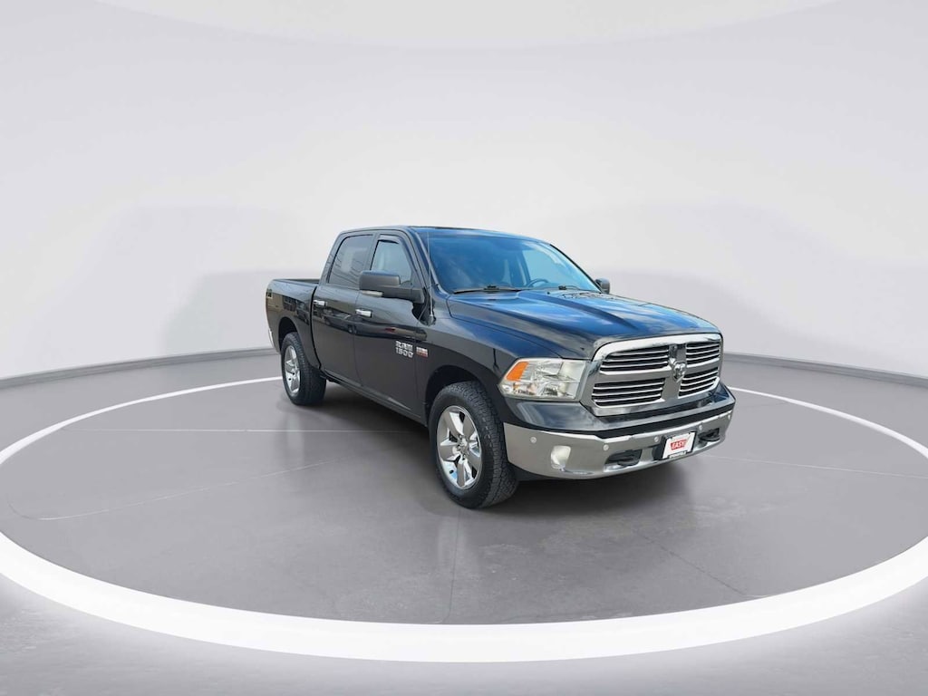 Used 2014 Ram 1500 SLT 5.7L V8 HEMI MDS VVT Truck Crew Cab