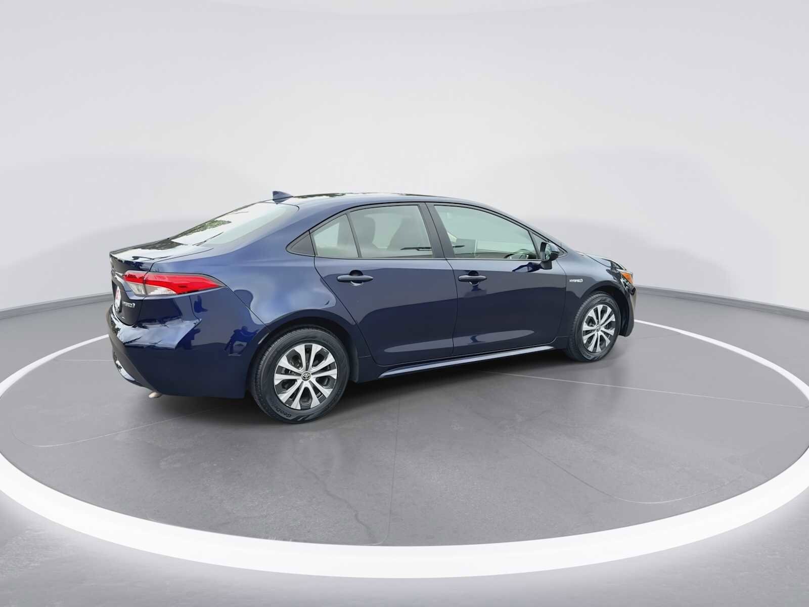 Thumbnail: 2021 Toyota Corolla - 8