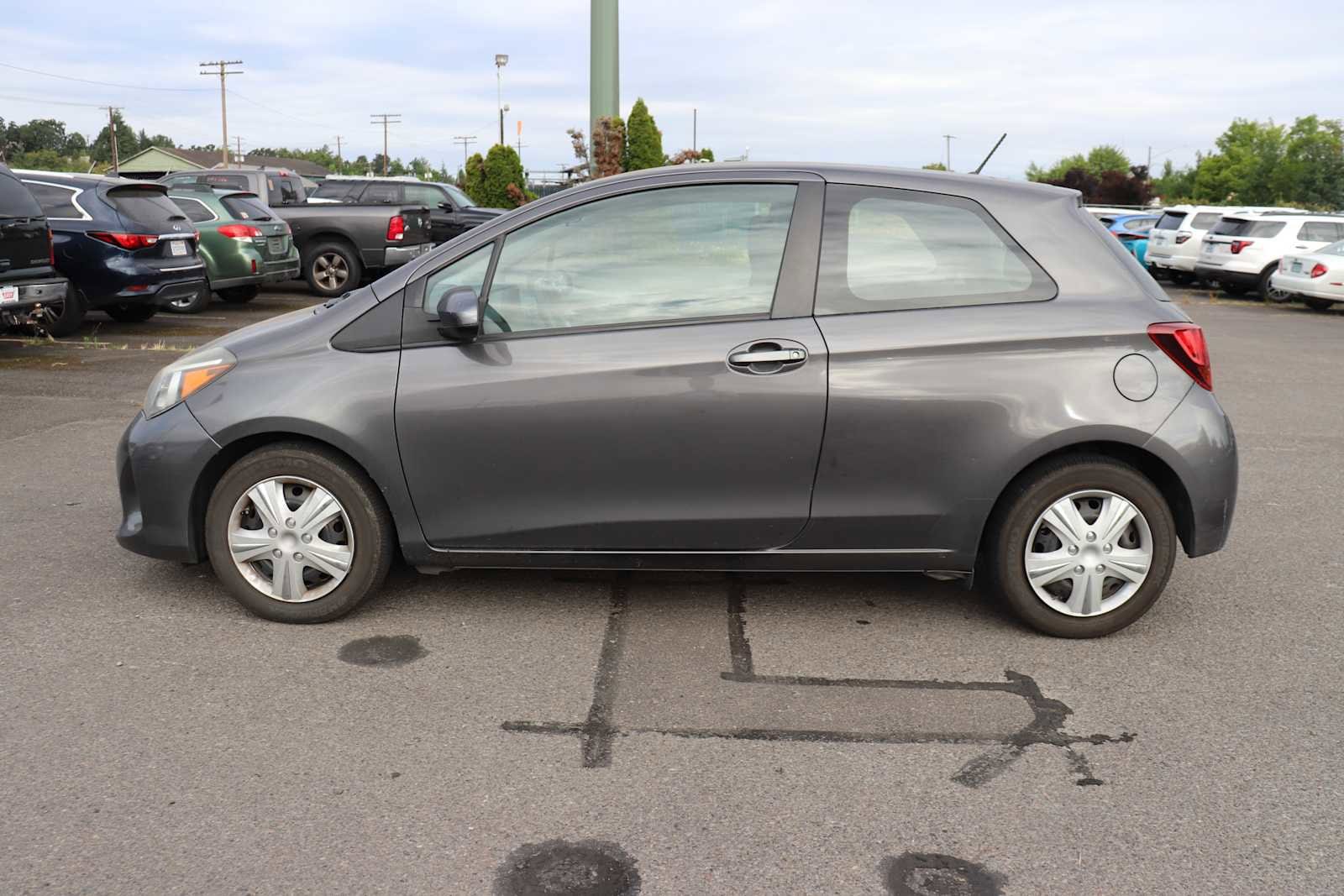Thumbnail: 2016 Toyota Yaris - 8