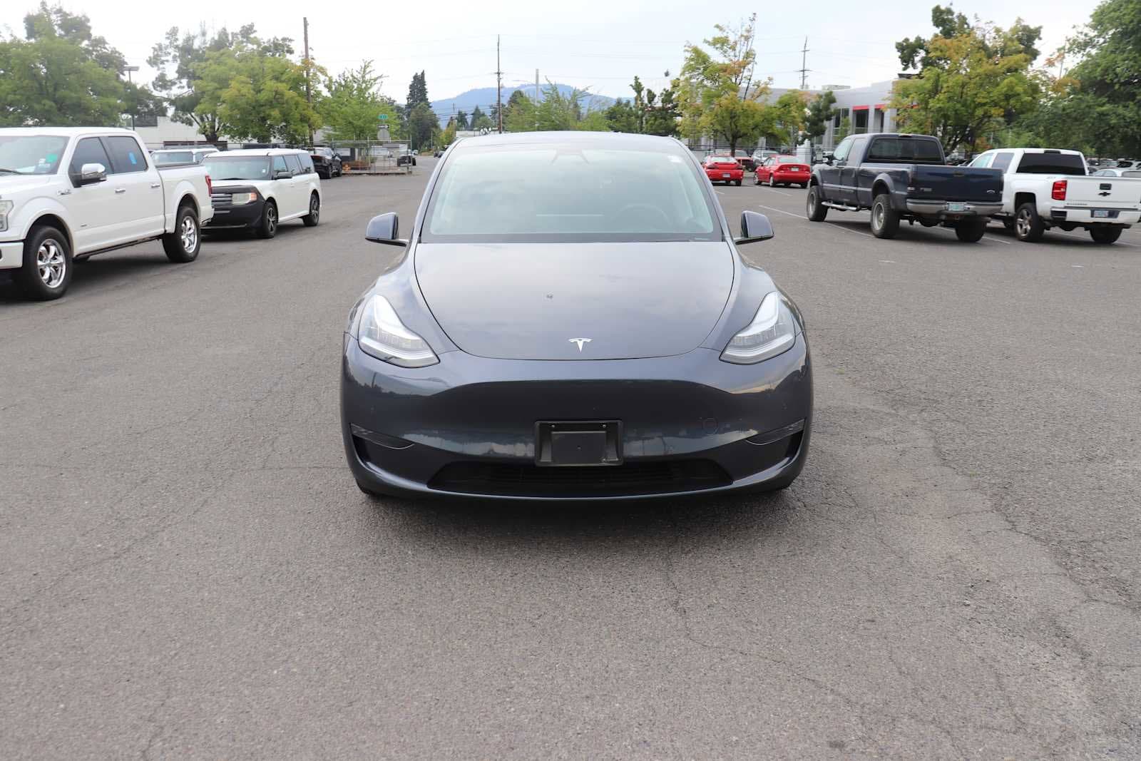 Used 2020 Tesla Model Y Long Range with VIN 5YJYGDEE2LF055257 for sale in Springfield, OR