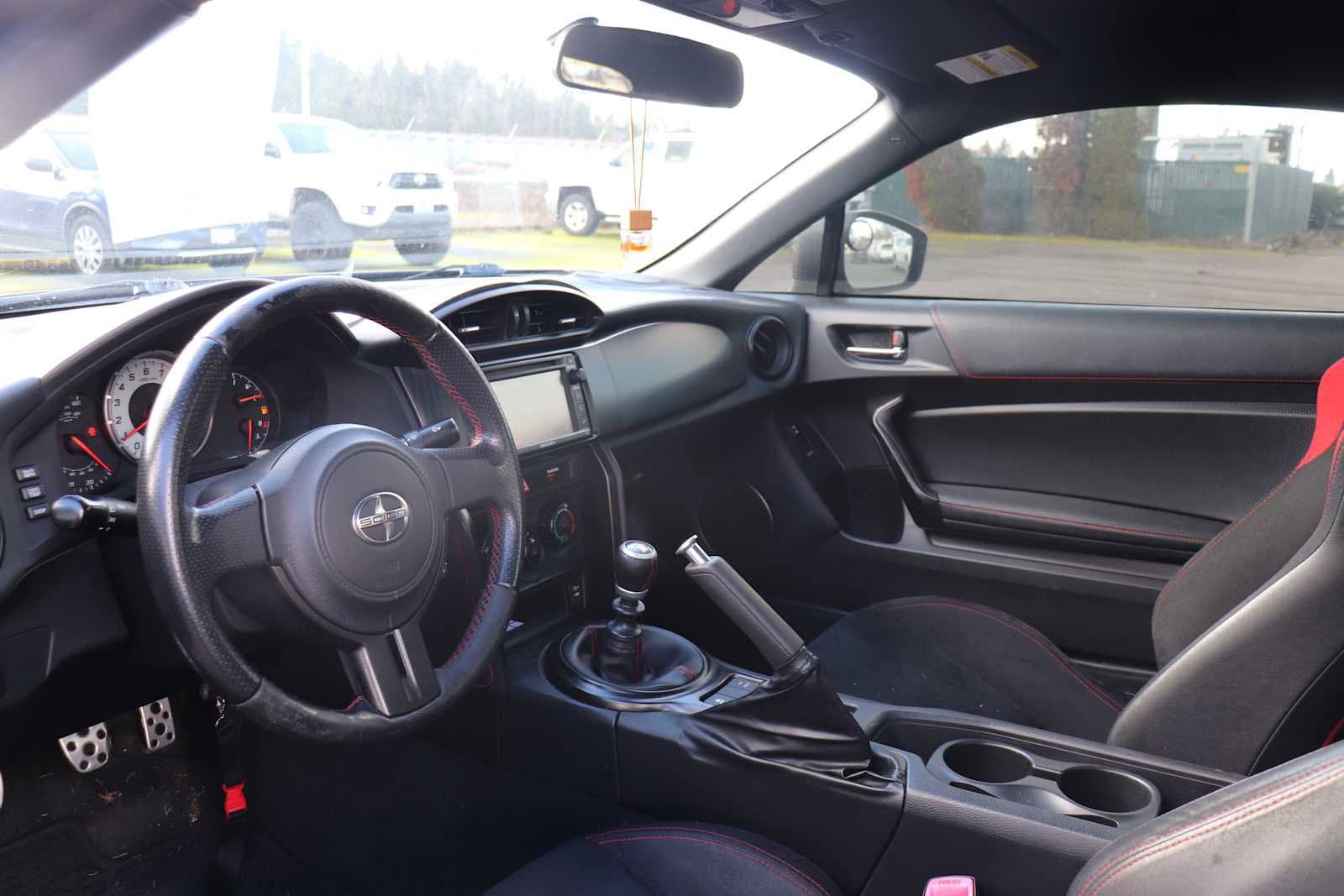 Thumbnail: 2014 Scion FR-S - 10