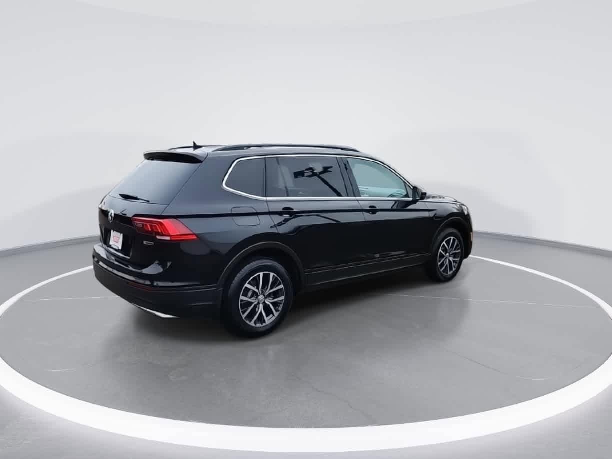 Thumbnail: 2019 Volkswagen Tiguan - 8