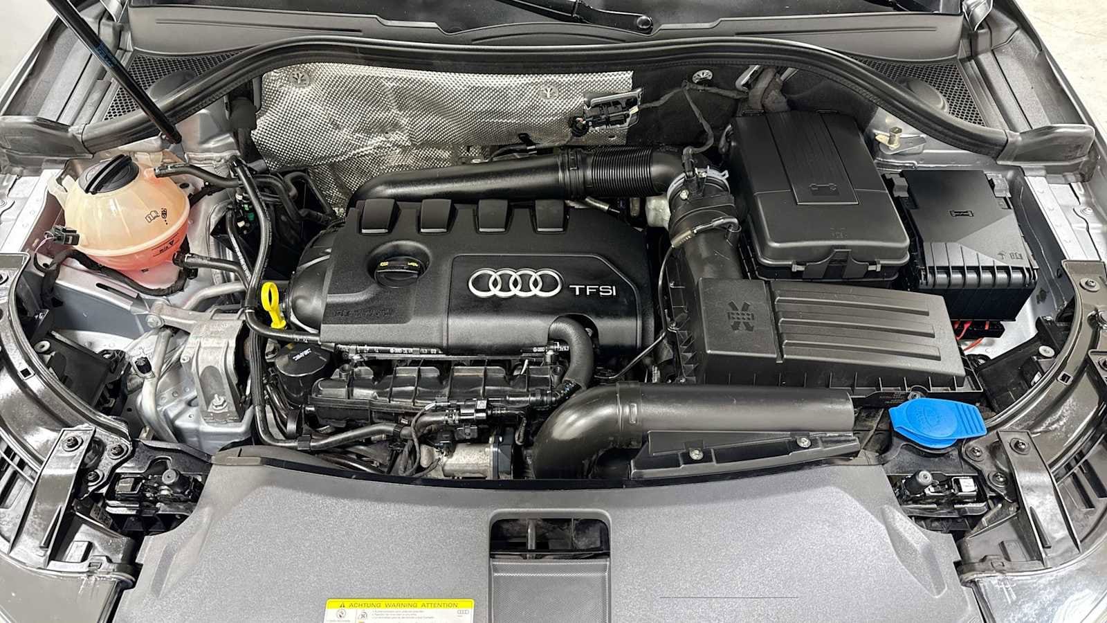 Thumbnail: 2015 Audi Q3 - 31