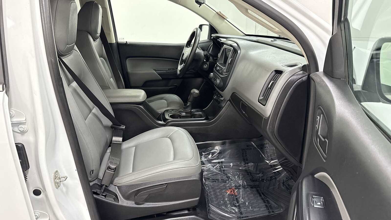 Thumbnail: 2020 Chevrolet Colorado - 28