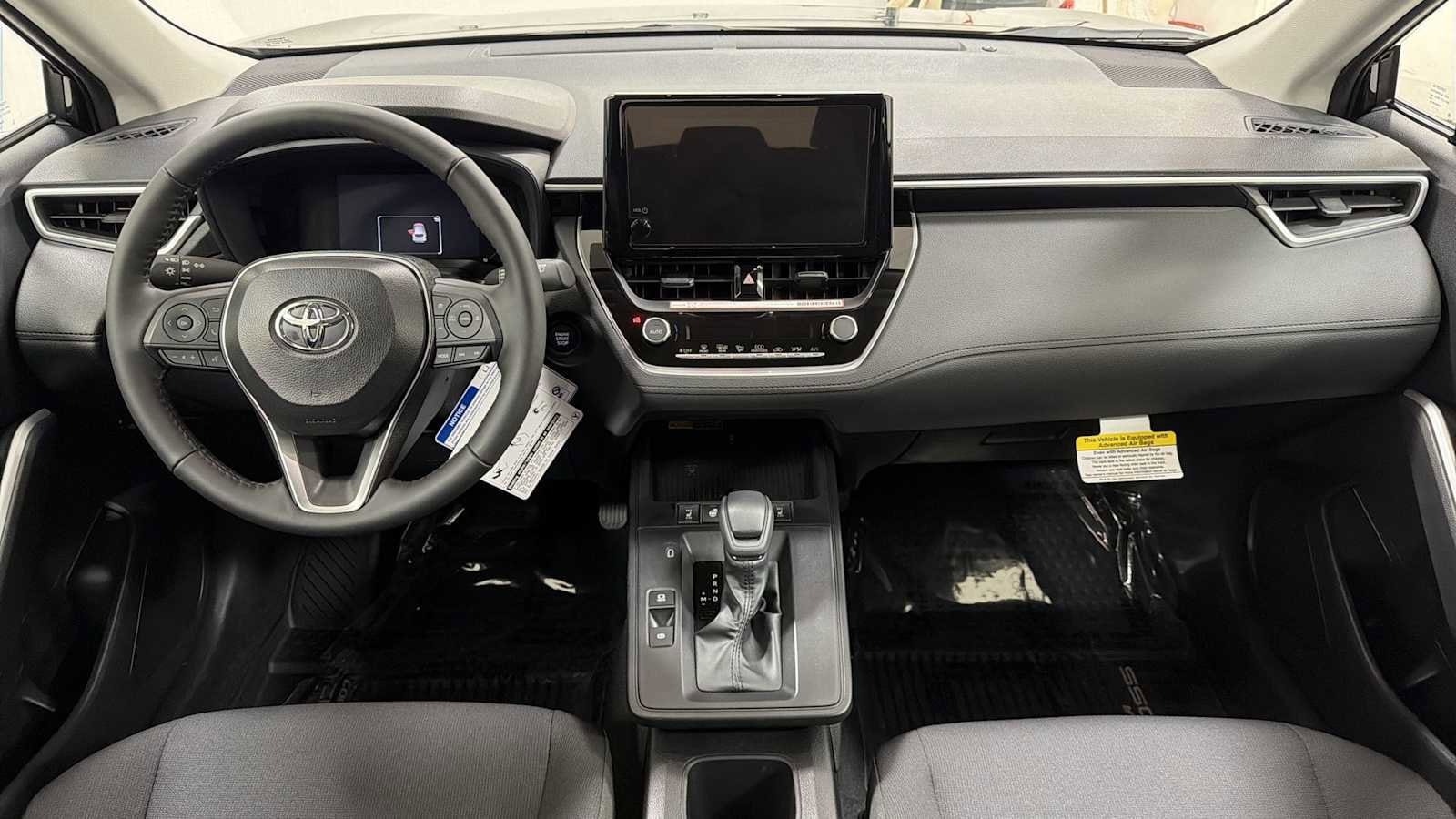 Thumbnail: 2026 Toyota Corolla Cross - 26