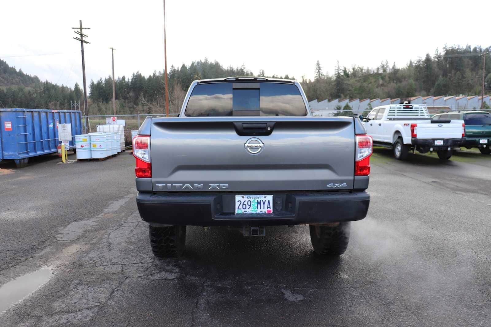 Thumbnail: 2018 Nissan Titan - 6