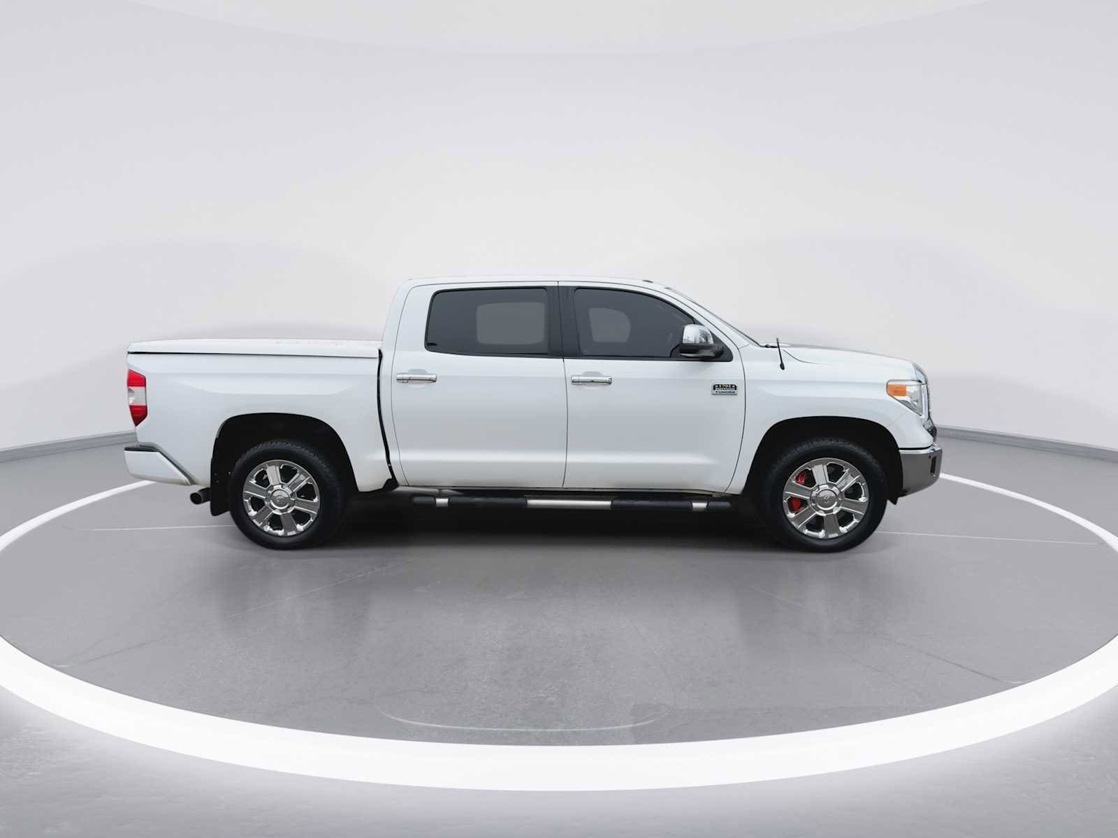Thumbnail: 2014 Toyota Tundra - 9