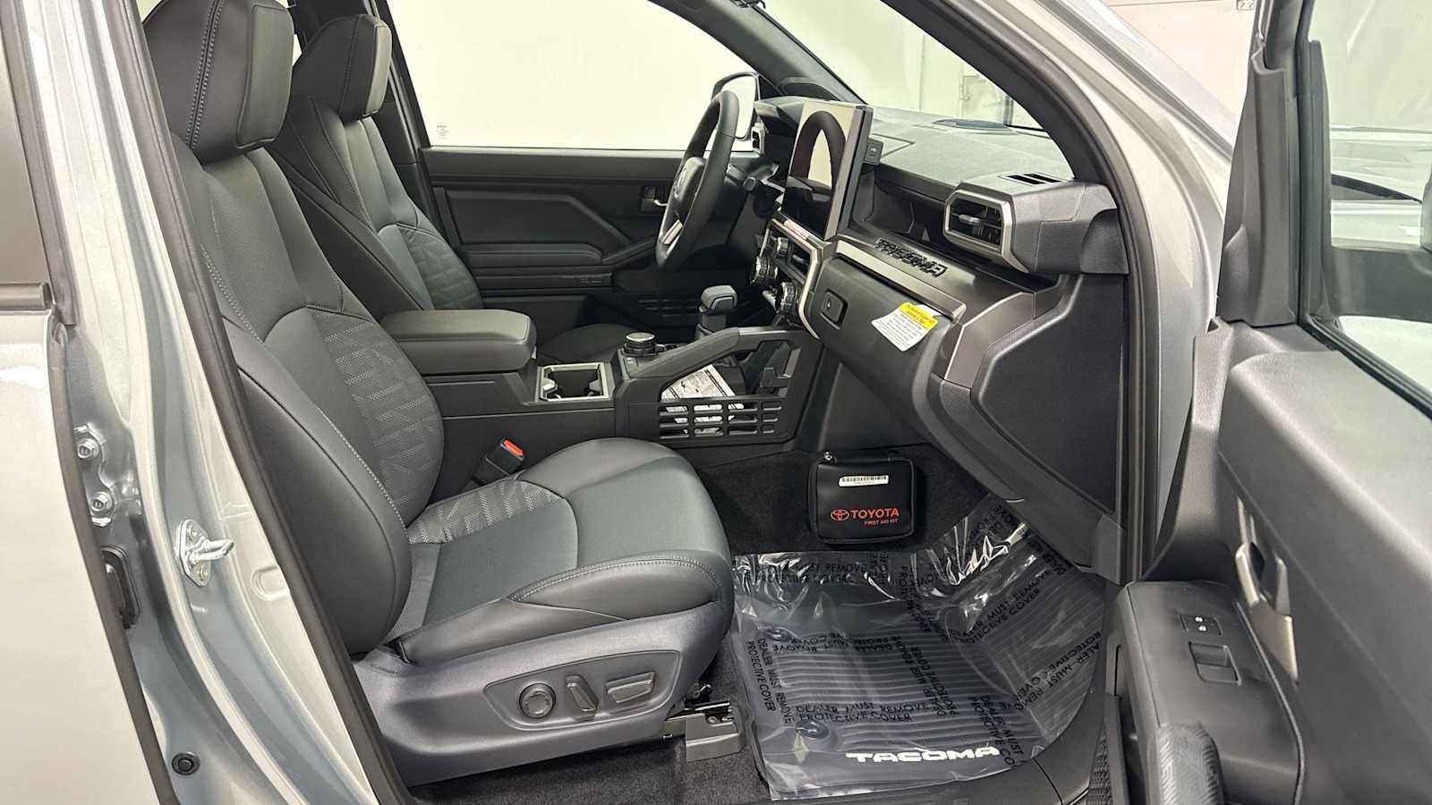 Thumbnail: 2025 Toyota Tacoma - 30