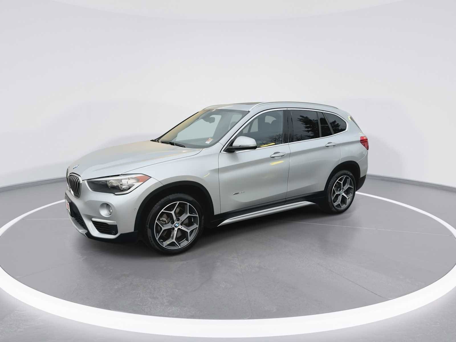 Thumbnail: 2018 BMW X1 - 4