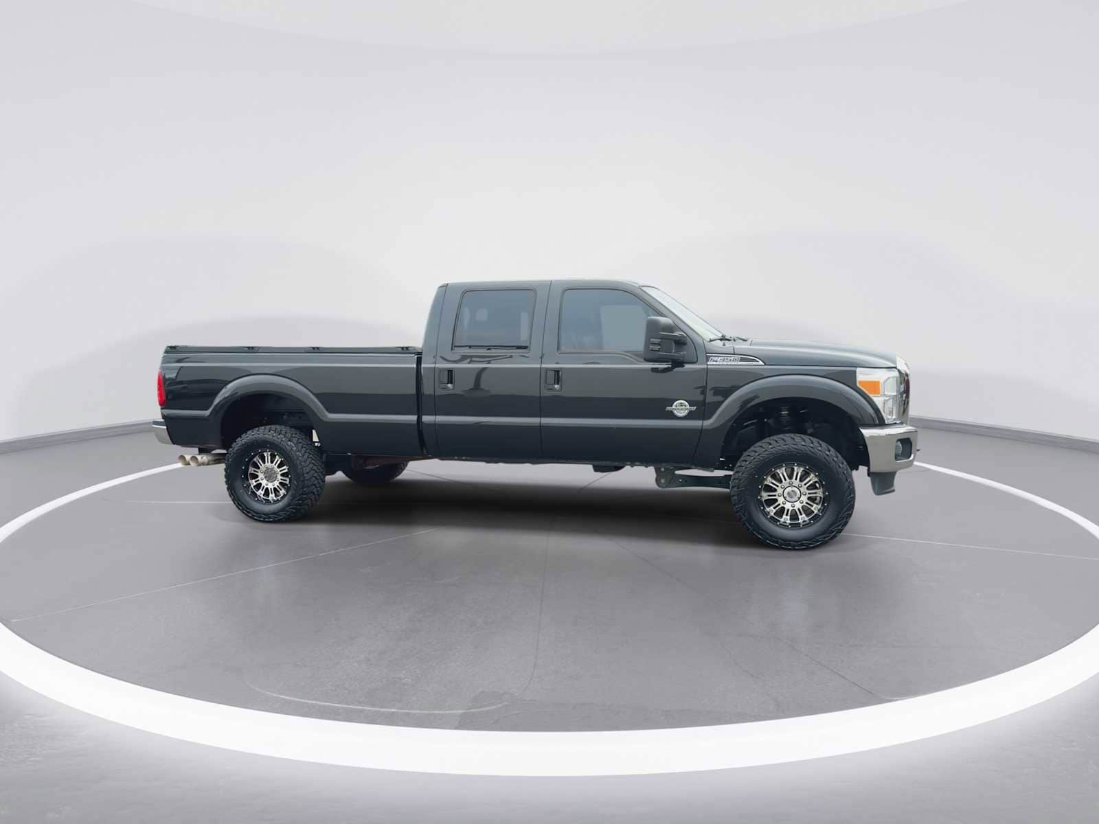 Thumbnail: 2015 Ford F-350 - 9