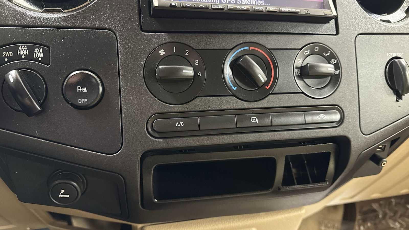 Thumbnail: 2008 Ford F-250 - 19