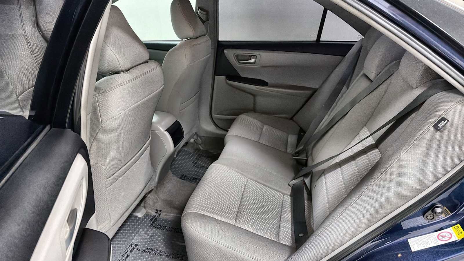 Thumbnail: 2015 Toyota Camry - 23