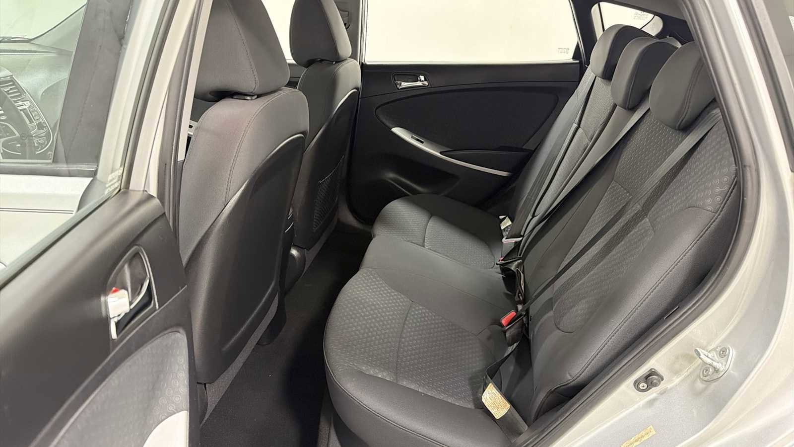 Thumbnail: 2012 Hyundai Accent - 22