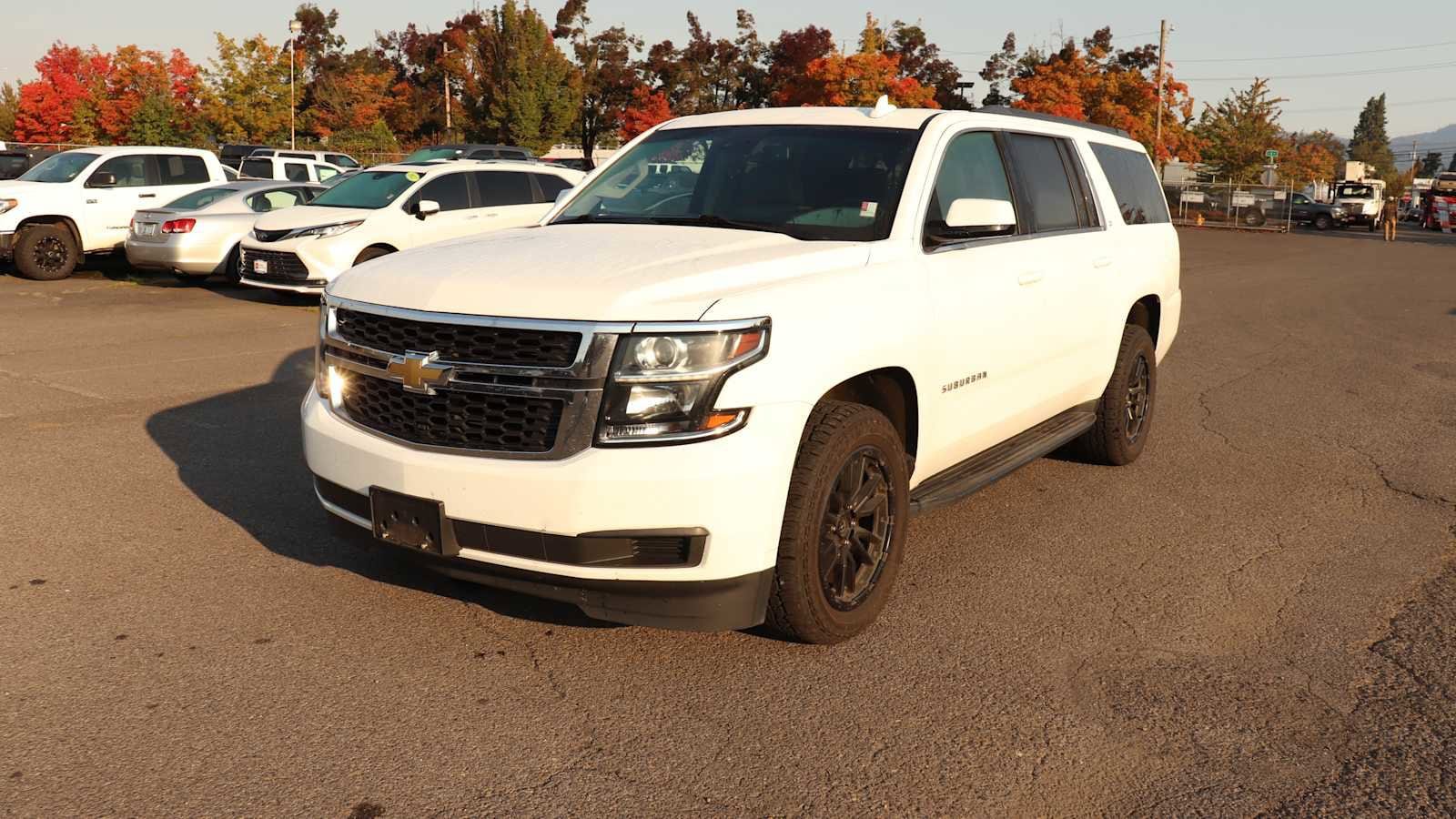 2019 Chevrolet Suburban LT -
                Springfield, OR