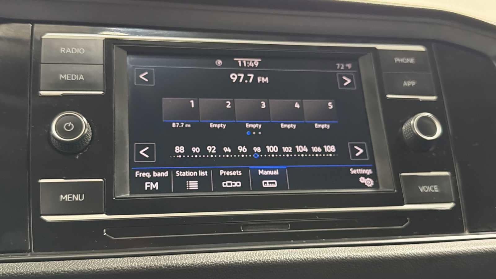 Thumbnail: 2021 Volkswagen Jetta - 17