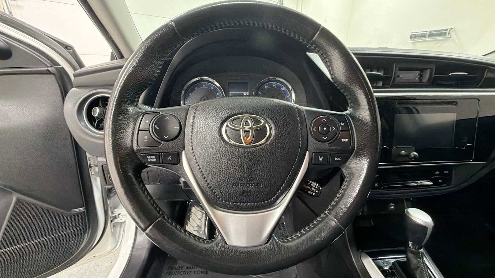 Thumbnail: 2019 Toyota Corolla - 16