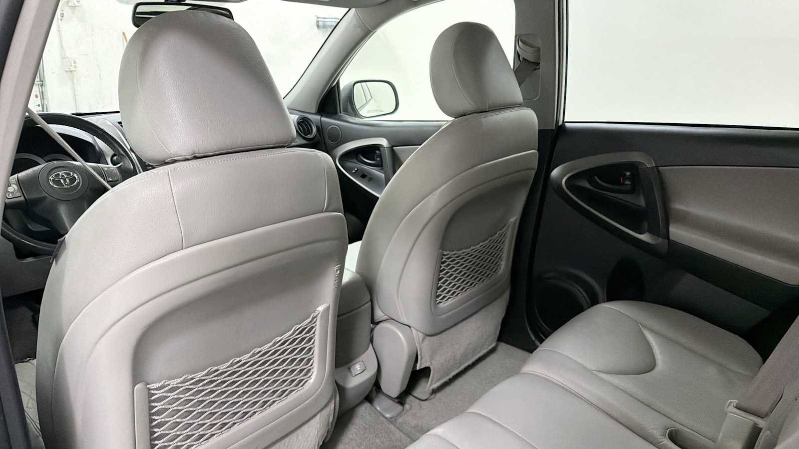 Thumbnail: 2009 Toyota RAV4 - 25