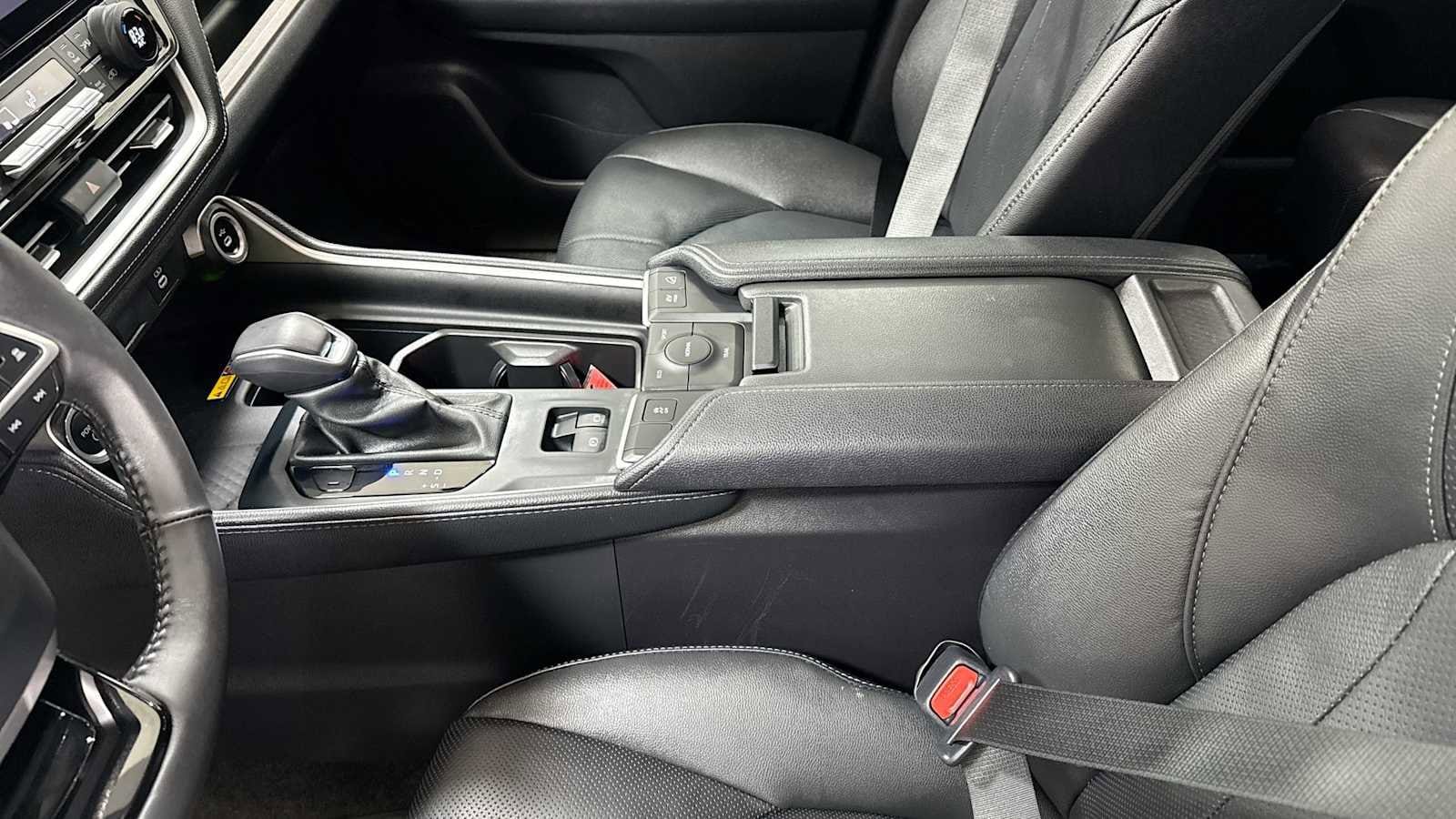 2024 Toyota Grand Highlander Limited 23